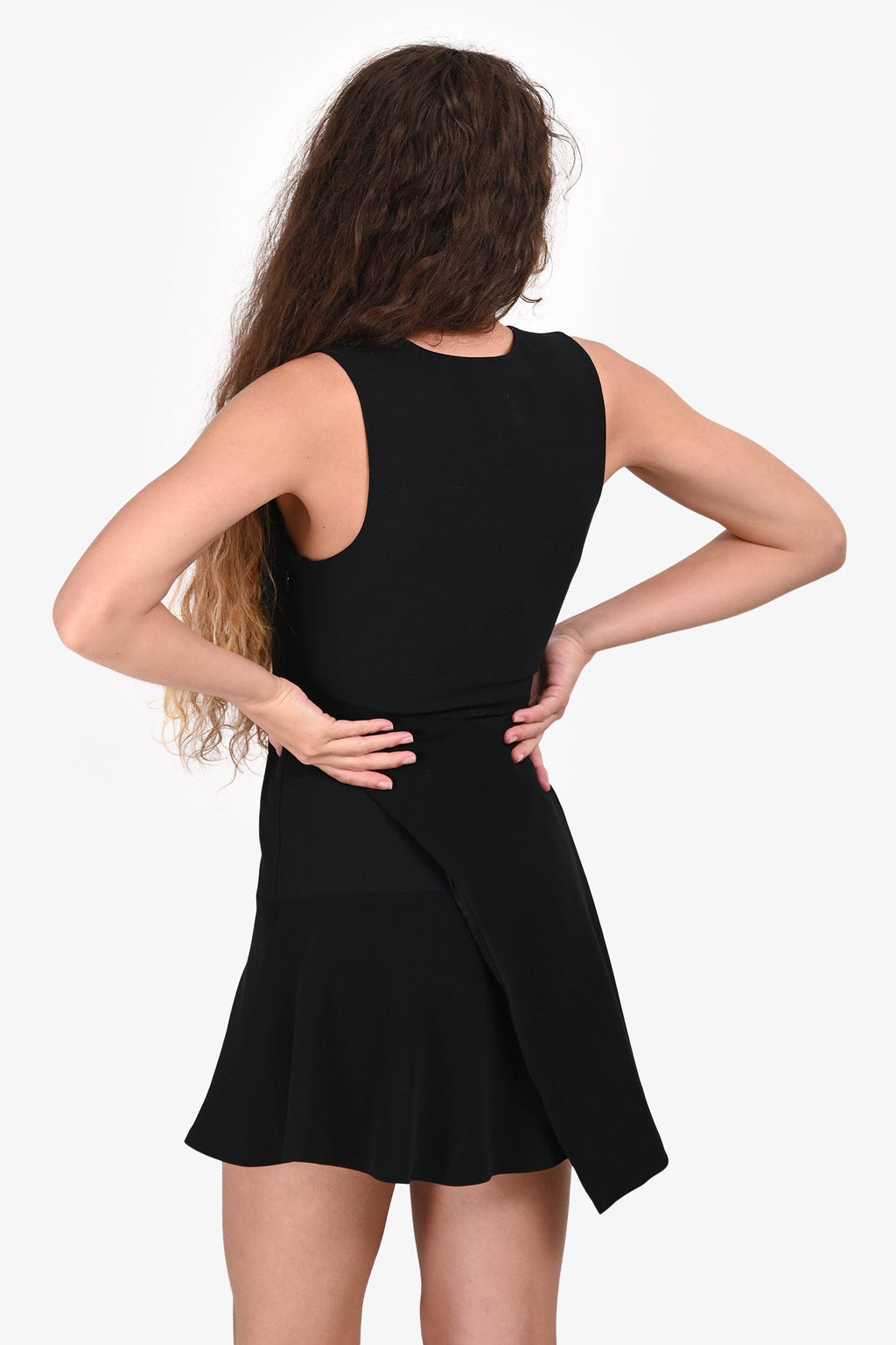 Cinq a Sept Black V-Neck Sleeveless Dress Size 2