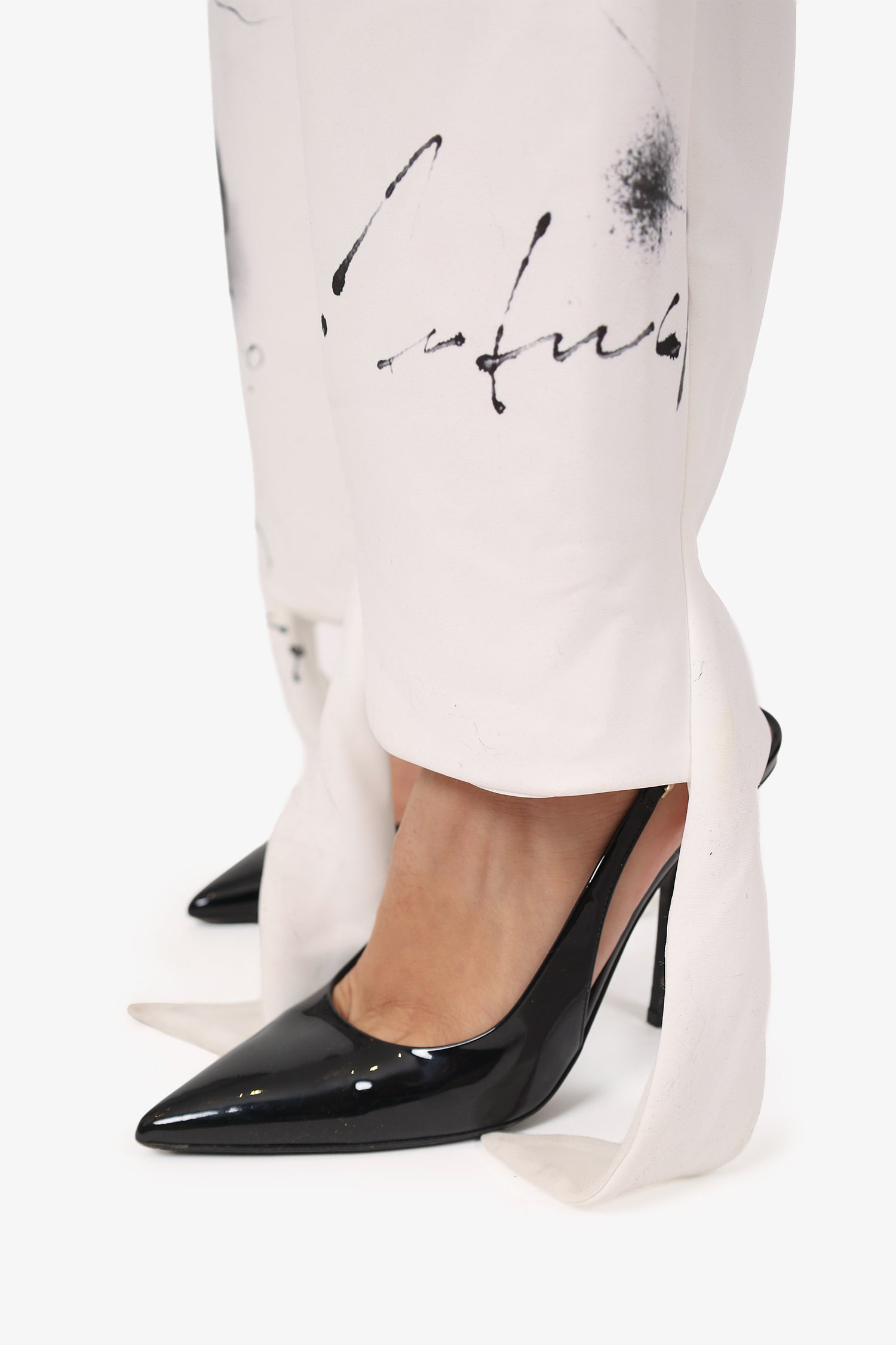 Off-White White/Grey Printed Pants Size 40