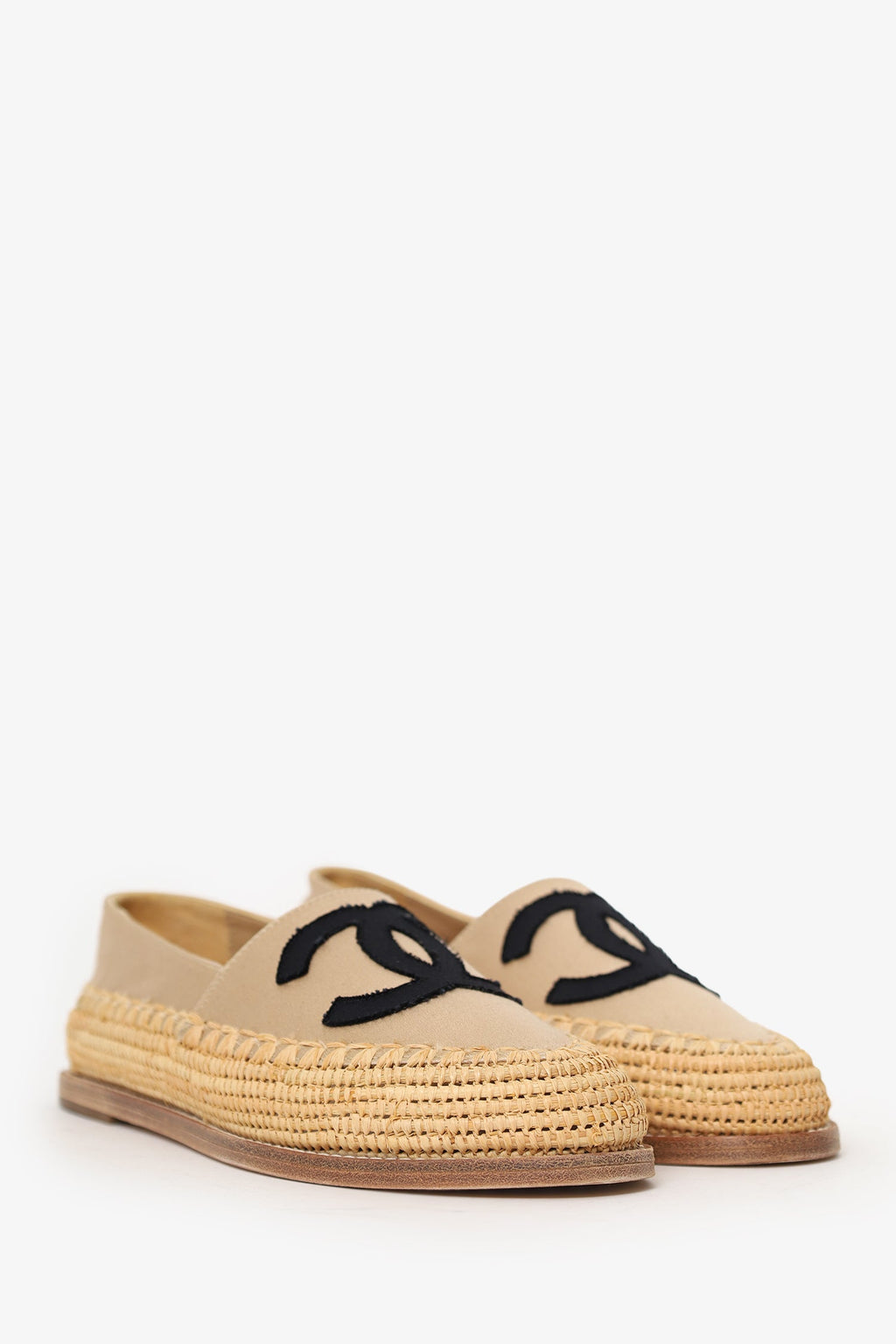 Pre-Loved Chanel™ Beige/Black Satin/Woven Raffia CC Espadrille Flats Size 36