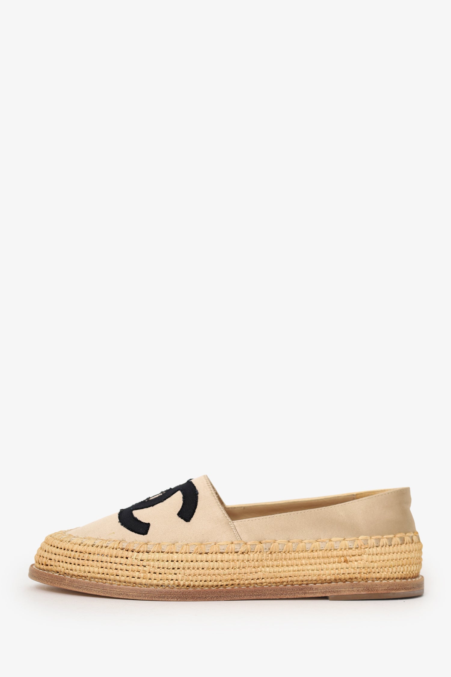 Pre-Loved Chanel™ Beige/Black Satin/Woven Raffia CC Espadrille Flats Size 36