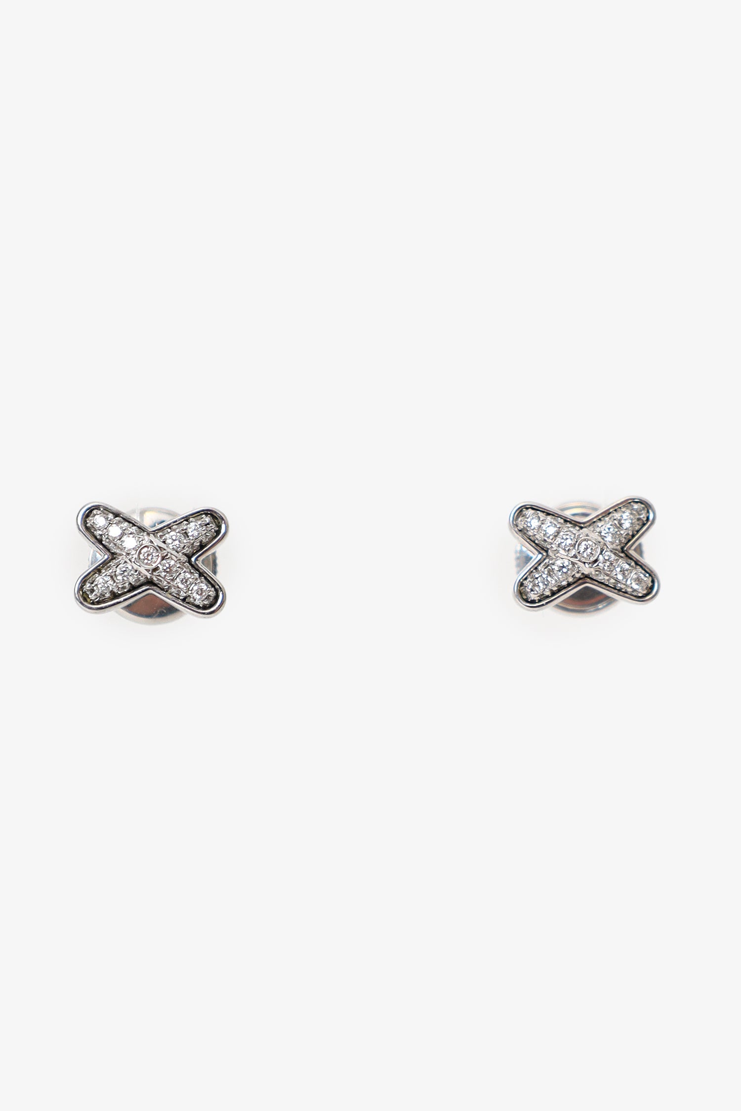 Chaumet White Gold Diamond Pavé Jeux de Liens Earrings