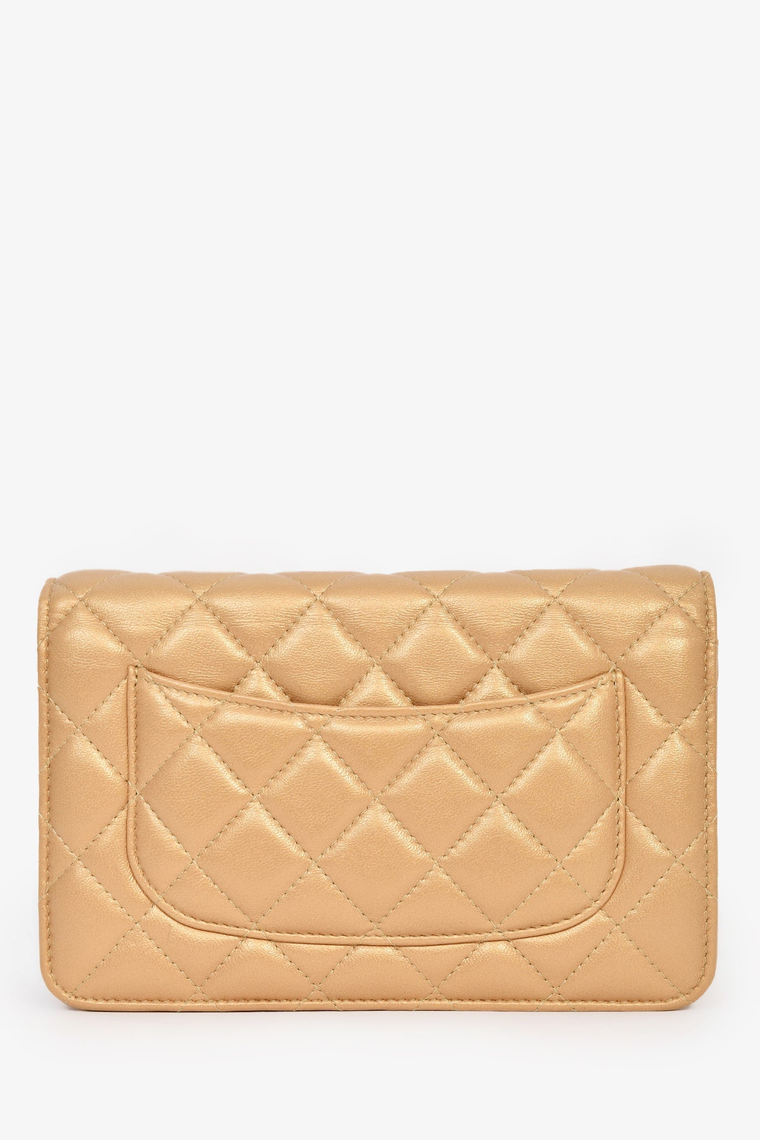 Pre-Loved Chanel™ 2019 Gold Metallic Enamel CC Logo Wallet On Chain
