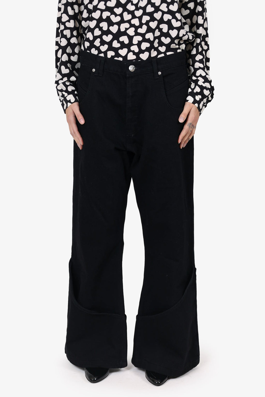 Systemic Black Wide Leg Oversized Cuff Hem Jeans Size 30