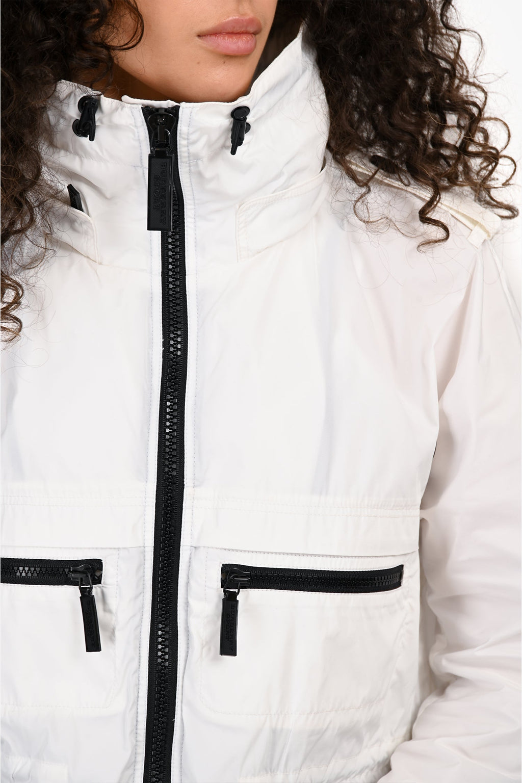 Burberry Sport White Drawstring Jacket with Detachable Hood Est. Size M