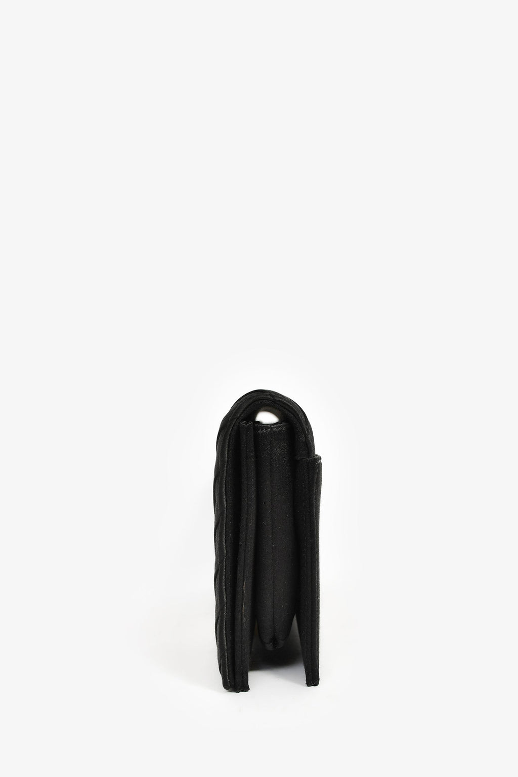Pre-Loved Chanel™ 2019 Black Silk Pleated CC Flip Lock Clutch