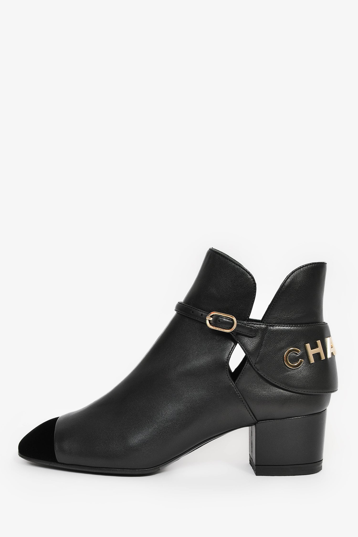 Pre-Loved Chanel™ 2021 Black Leather/Velvet Cap Toe Buckle Ankle Boots Size 37