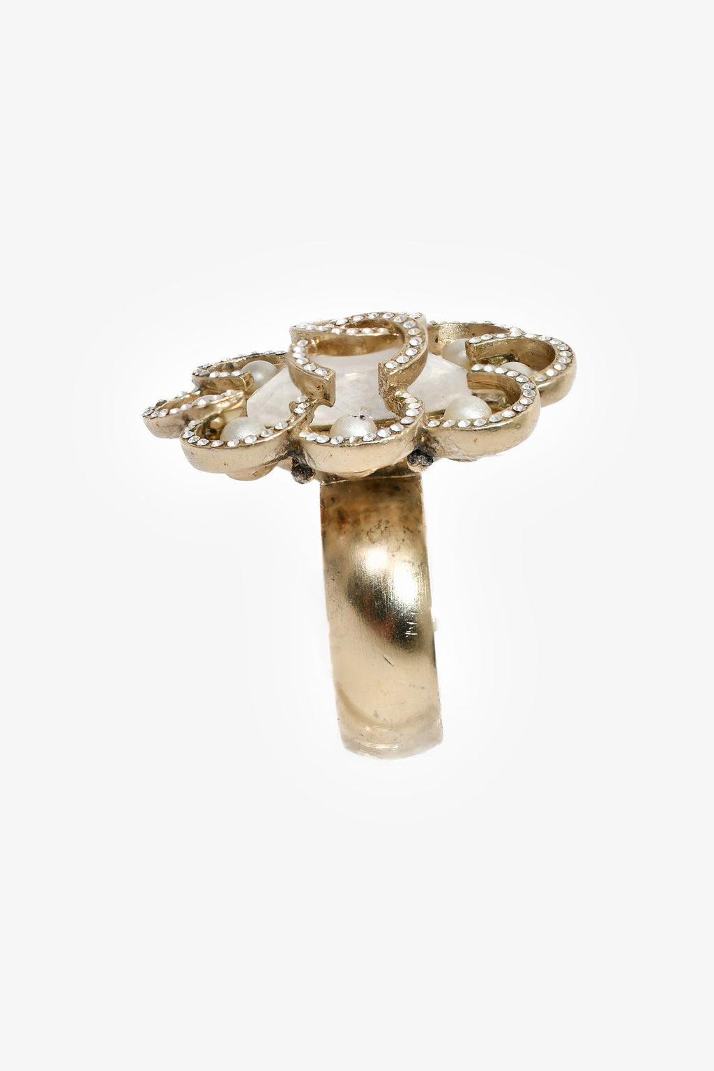 Pre-Loved Chanel™ 2019 Gold Tone CC Logo Ring