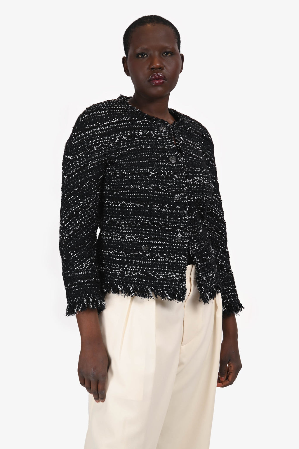 Pre-Loved Chanel™ 2019 Black/White Tweed Single Breasted Collarless Raw Hem Jacket Size 42