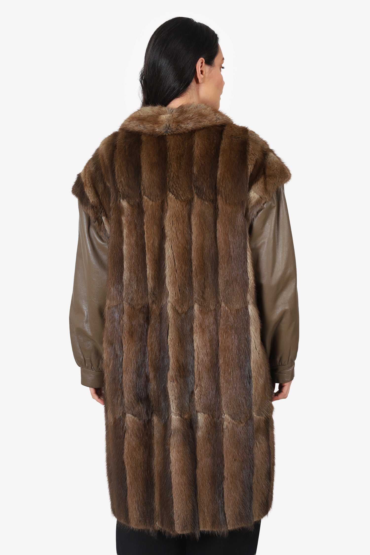 Vintage Brown Raccoon Fur/Leather Coat With Detachable Sleeve Estimated Size L