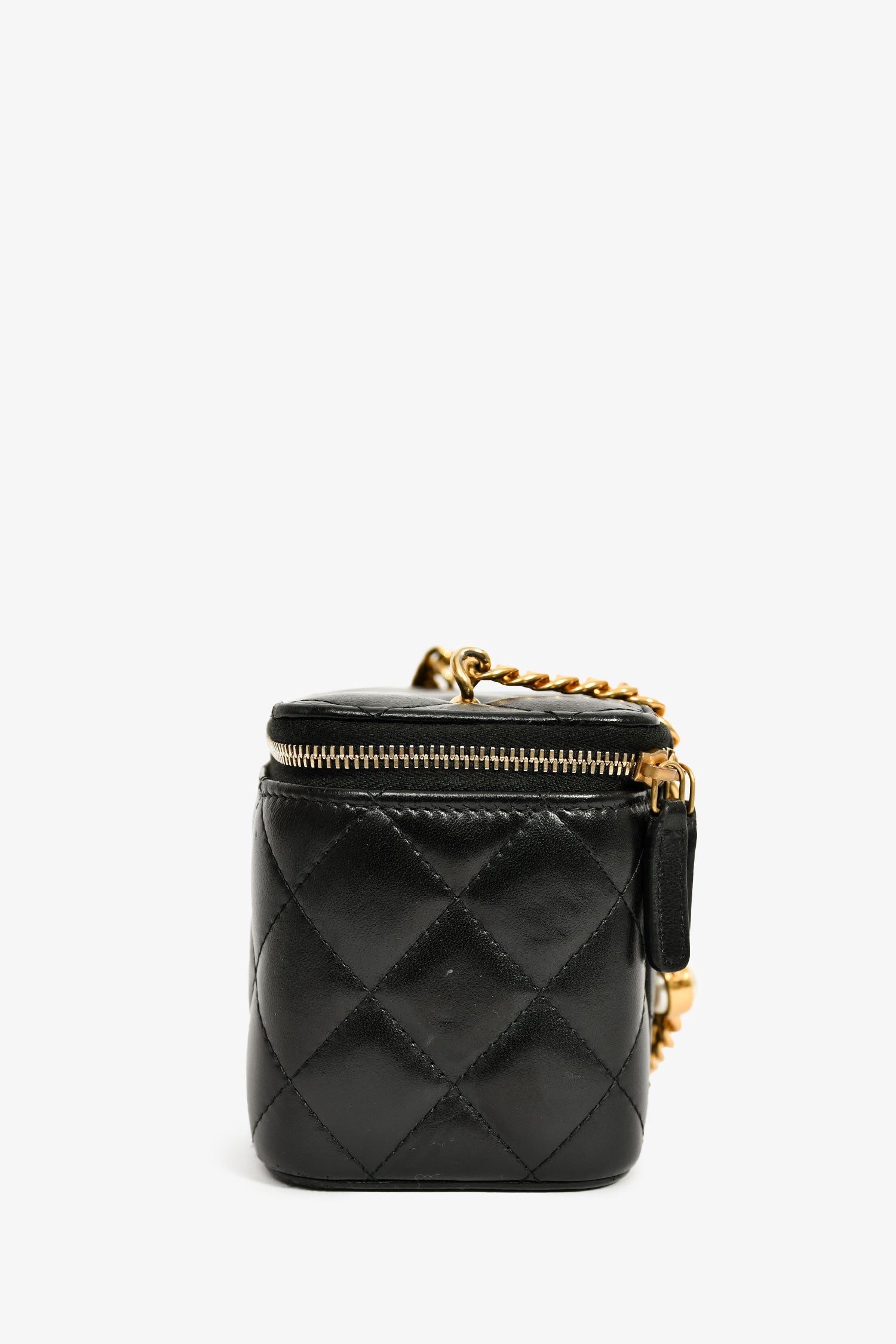 Pre-Loved Chanel™ Pre-Fall 2022 Black Lambskin Small Vanity Case with Chain