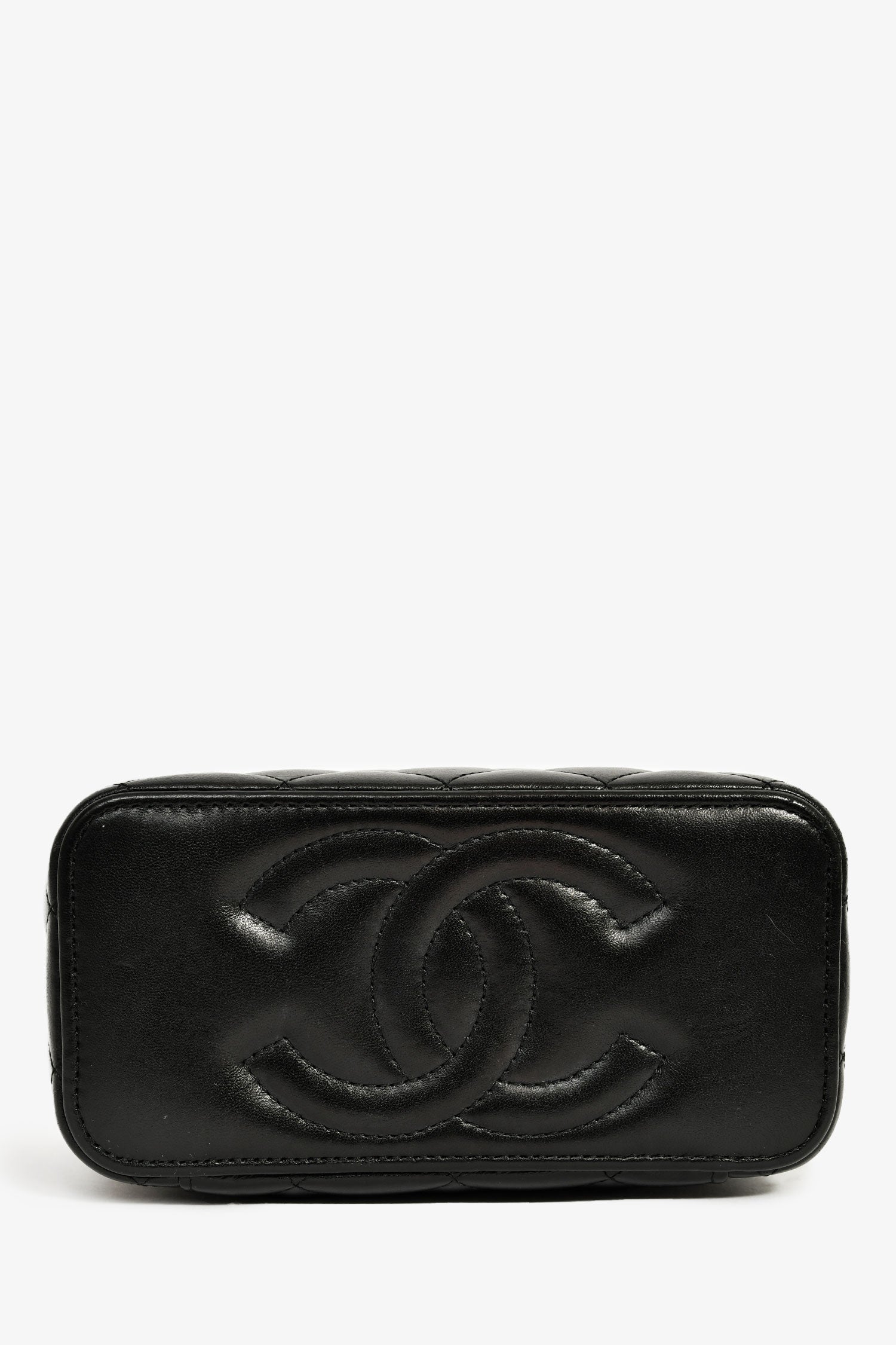 Pre-Loved Chanel™ Pre-Fall 2022 Black Lambskin Small Vanity Case with Chain