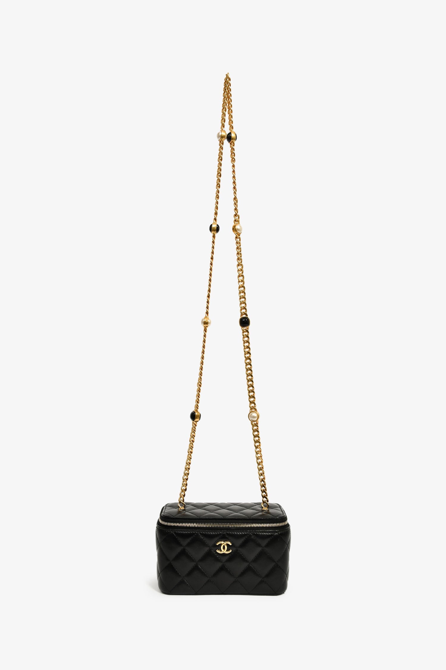 Pre-Loved Chanel™ Pre-Fall 2022 Black Lambskin Small Vanity Case with Chain