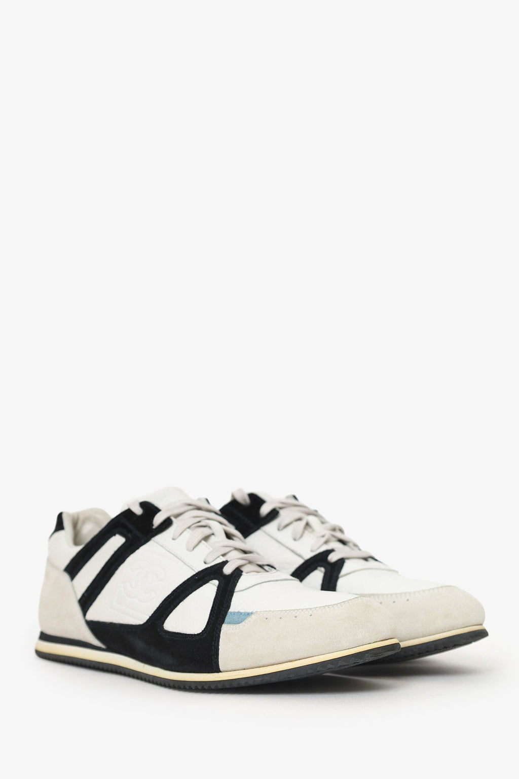 Pre-Loved Chanel™ White/Blue Leather Sneakers Size 39