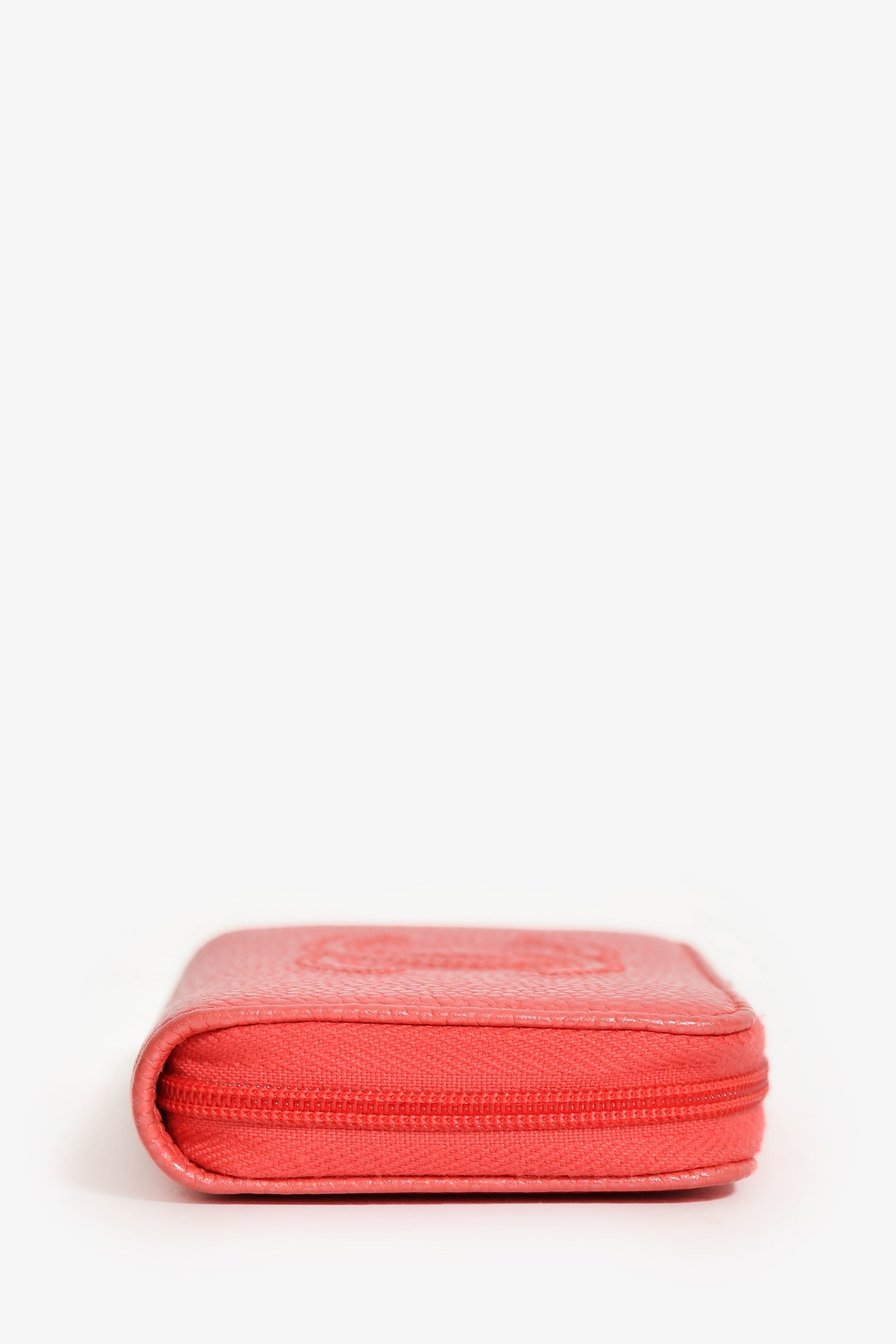 Pre-Loved Chanel™ 2018-19 Pink Caviar Leather Zip Coin Pouch