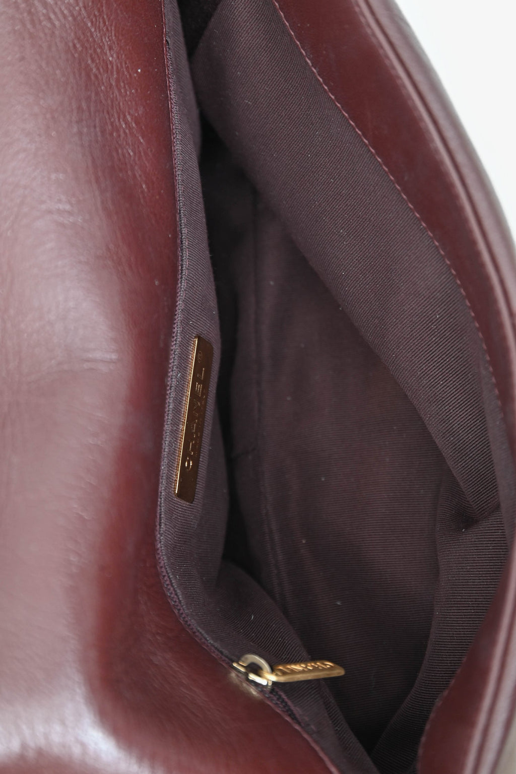 Pre-Loved Chanel™ 2019-20 Burgundy Leather Large 19 Flap Chain Bag