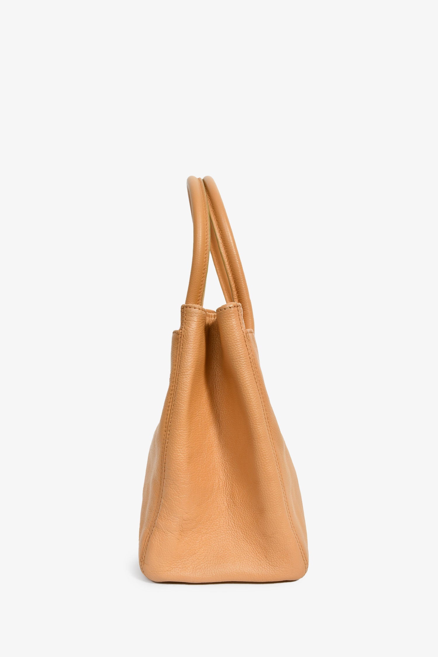 Pre-Loved Chanel™ 2005-06 Beige Calfskin Leather 'Executive Shopper' Tote Bag