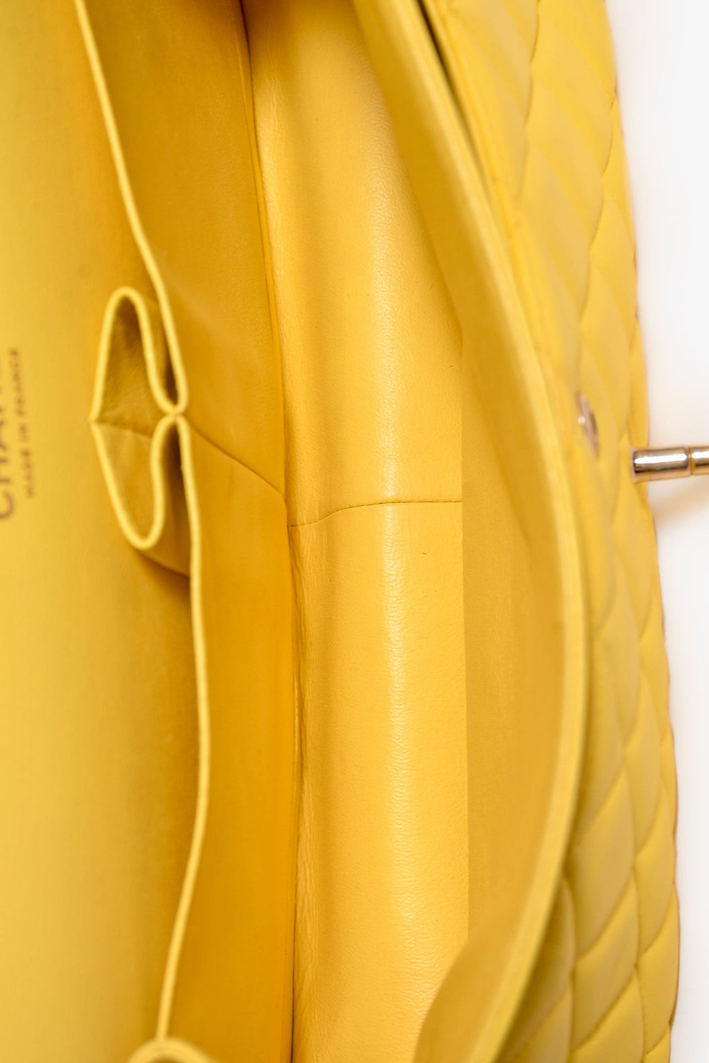 Pre-Loved Chanel™ 2011-12 Yellow Lambskin Yellow Jumbo Double Flap Shoulder Bag
