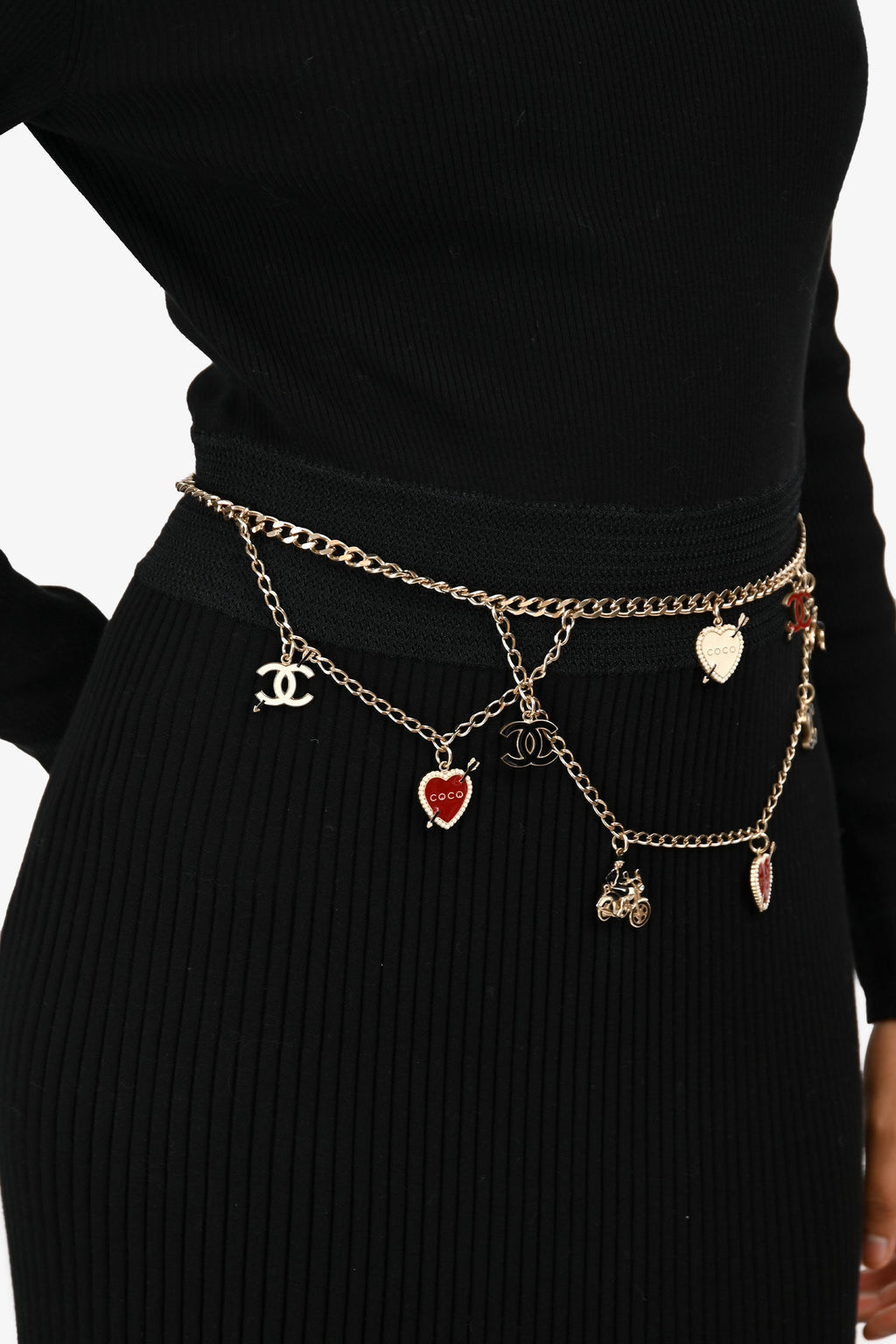 Pre-Loved Chanel™ 2010 Gold Toned Black/White/Red Enamel 'Coco Rider' Charm Chain Belt