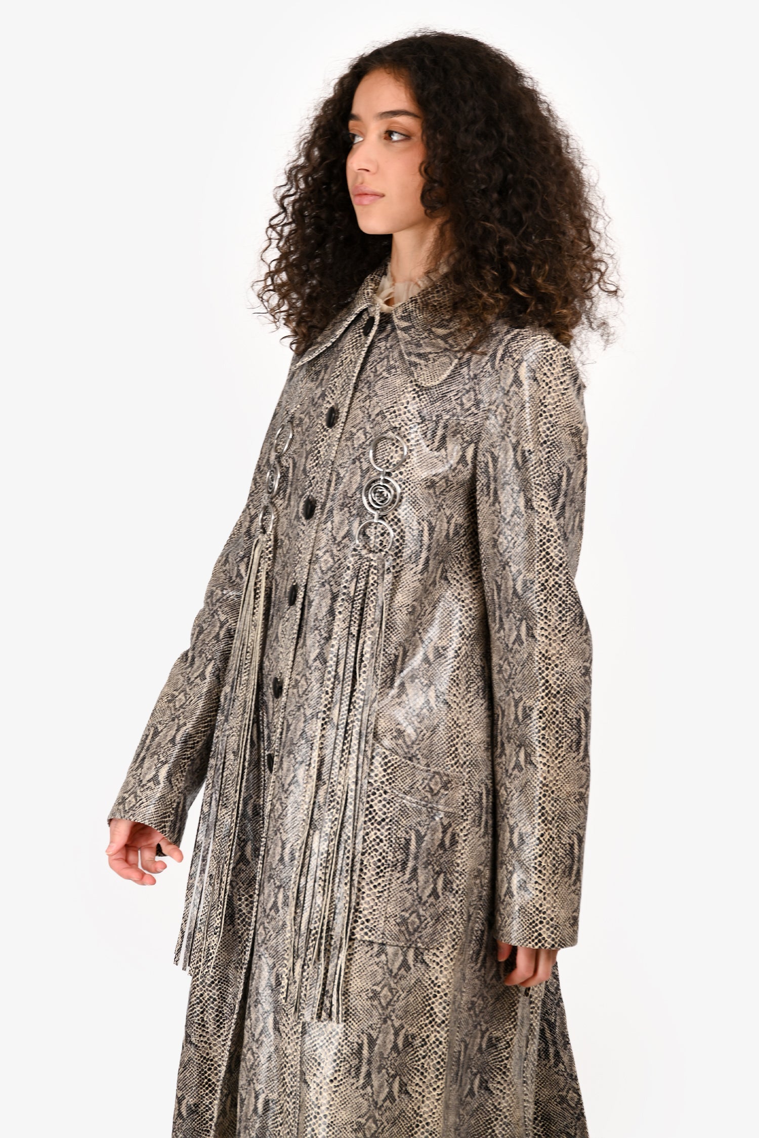 Gucci 2020 Grey Python Print Fringe Trim Trench Coat Size 44