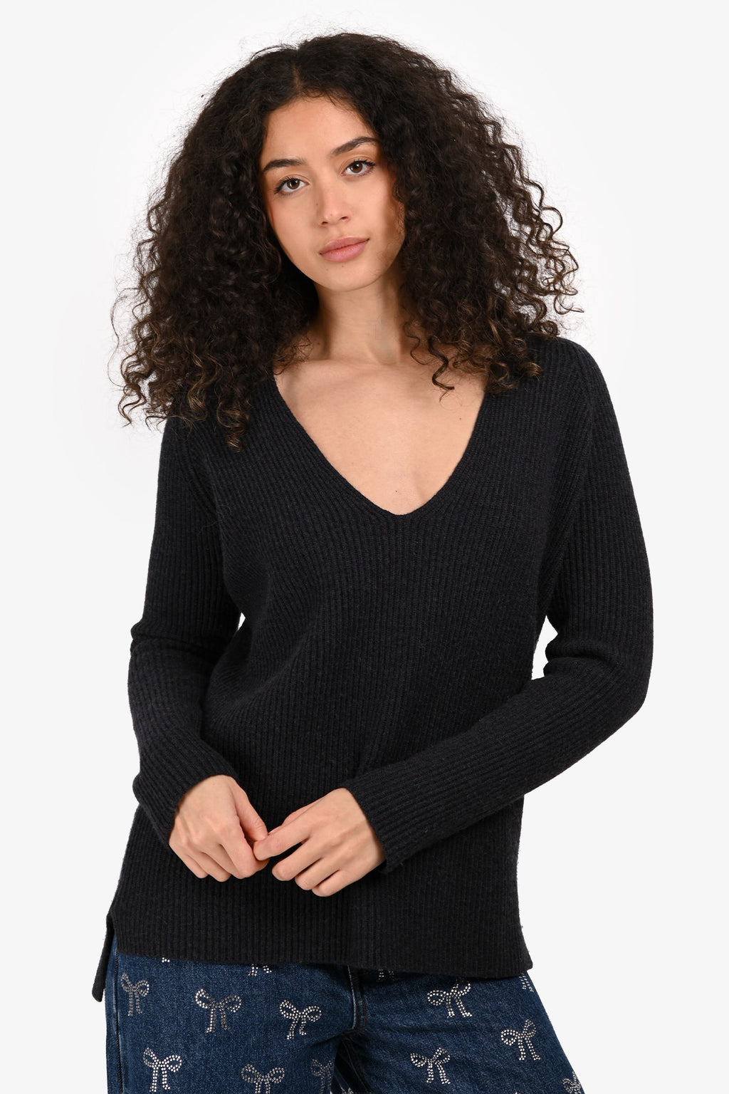 Hermès Navy Cashmere V Neck Long Sleeve Sweater Size 36