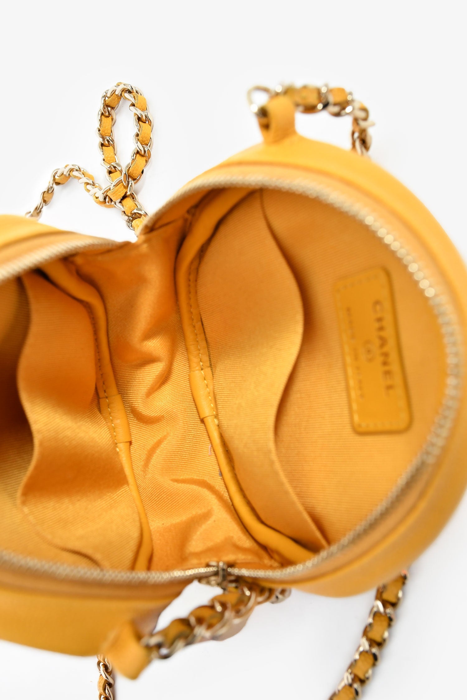 Pre-Loved Chanel™ 2018-19 Yellow Caviar Leather Round Chain Bag