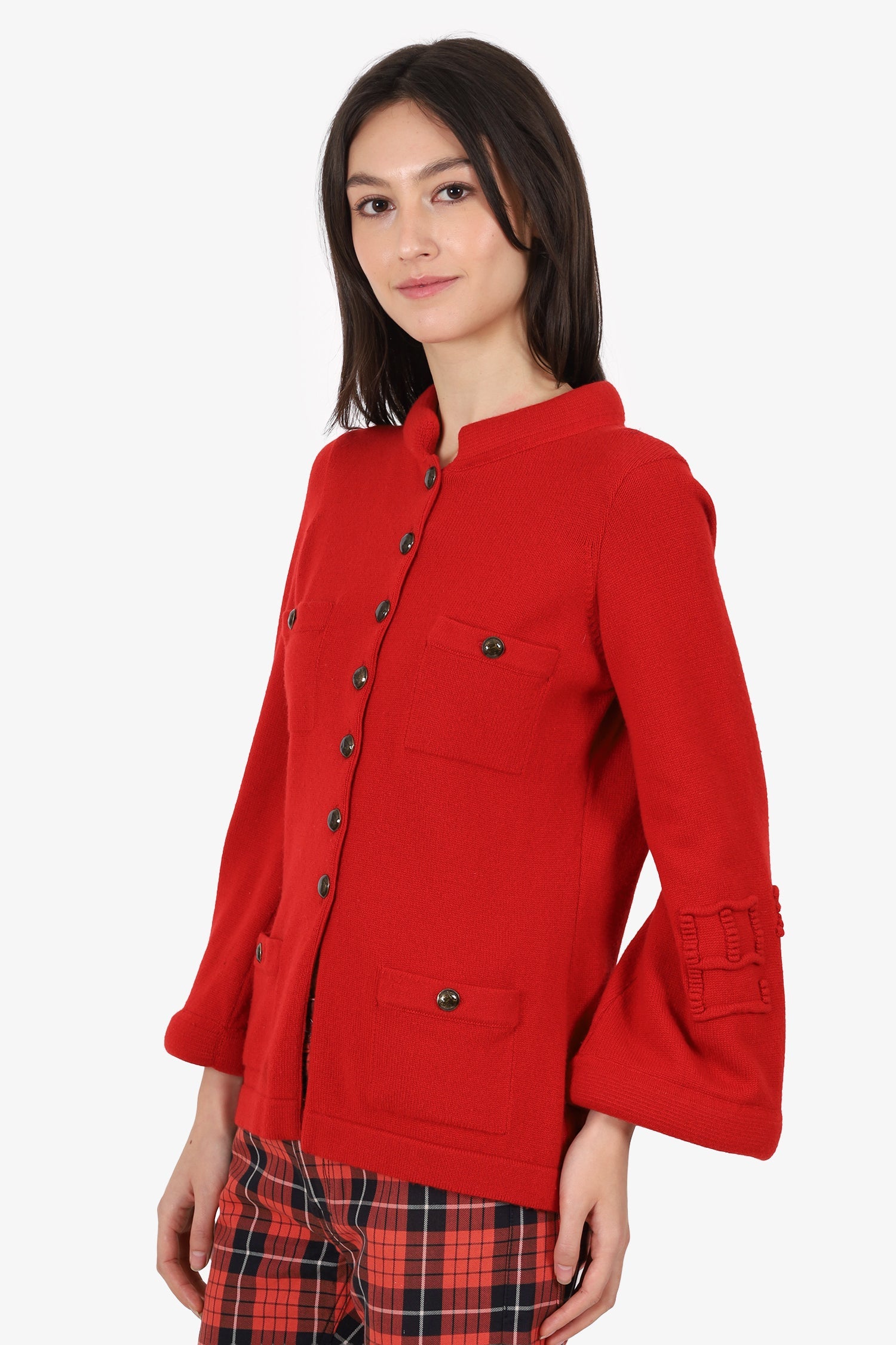 Pre-Loved Chanel™ 2010 'Shanghai Metiers d'Art' Runway Red Cashmere/Wool Buttoned igan Size 40