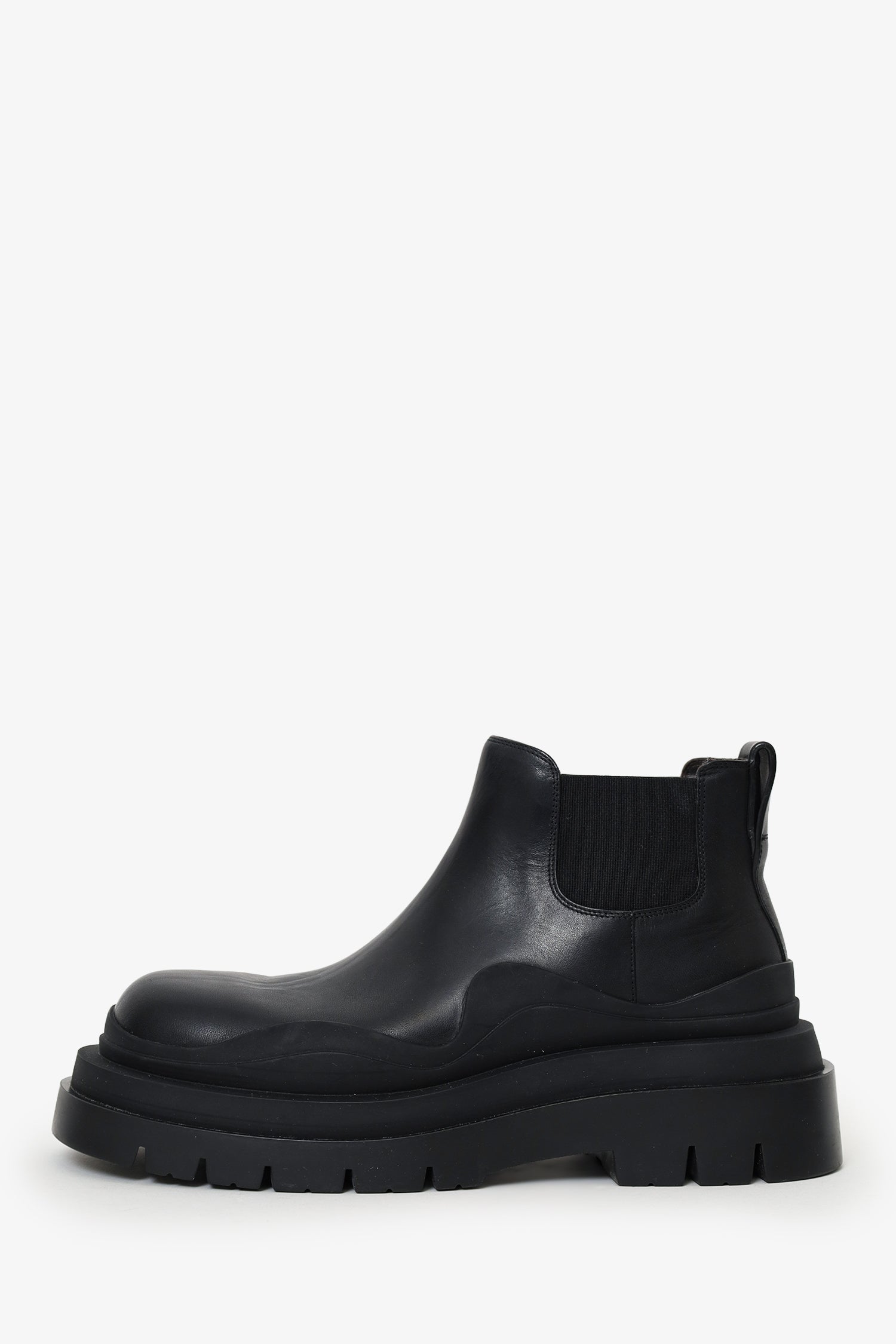 Bottega Veneta Black Leather Tire Chelsea Boots Size 38