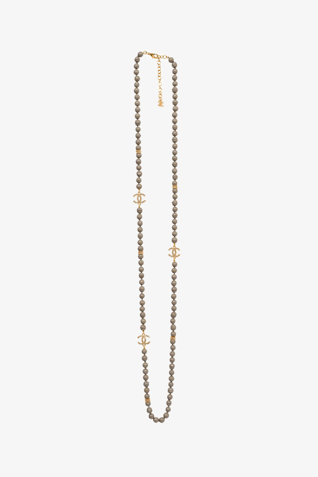 Pre-Loved Chanel™ 2024 Grey Gold Tone Faux Pearls/Strass CC Logo Long Necklace