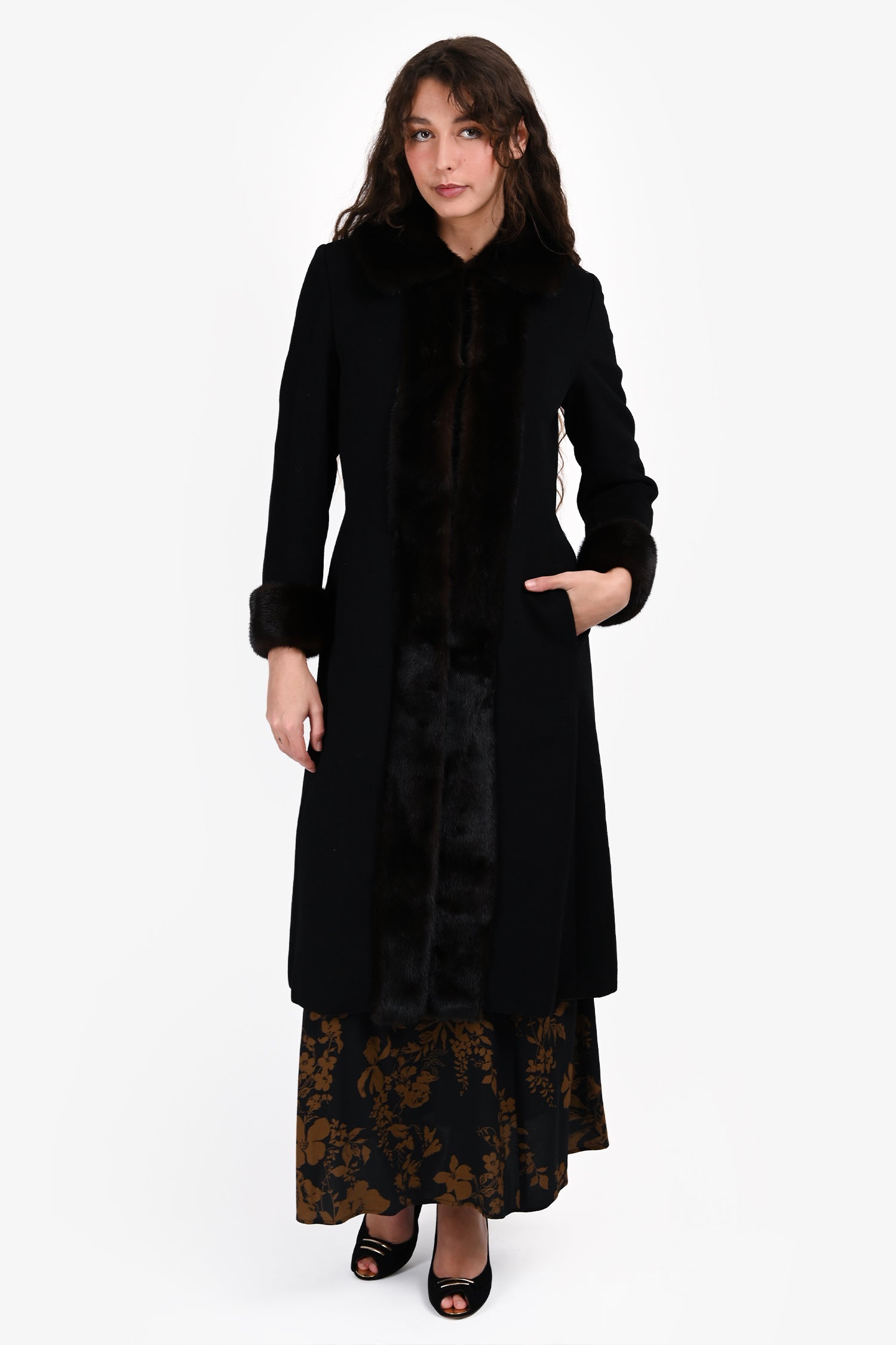 Max Mara Black Wool/Mink Fur Trim Long Coat Size 4