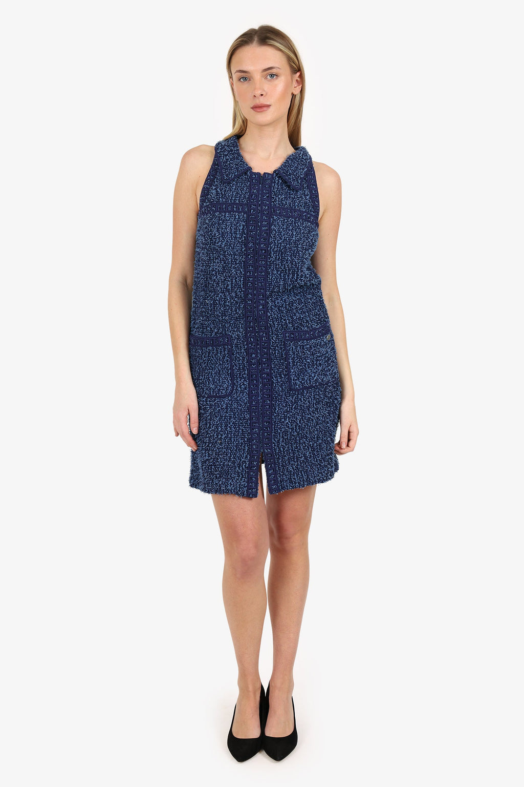 Pre-Loved Chanel™ Blue Boucle Tweed Sleeveless Shift Dress Size 34