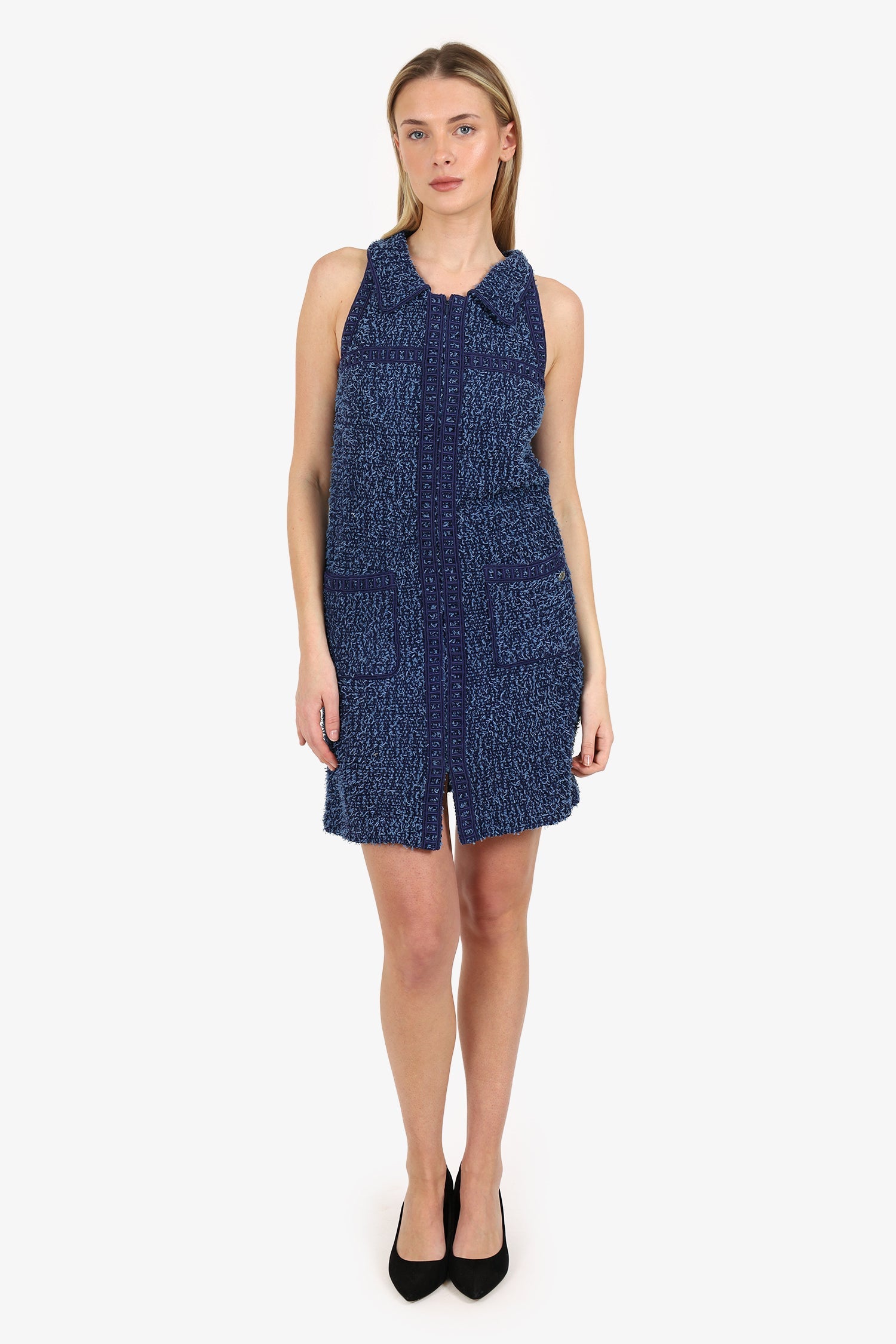 Pre-Loved Chanel™ Blue Boucle Tweed Sleeveless Shift Dress Size 34