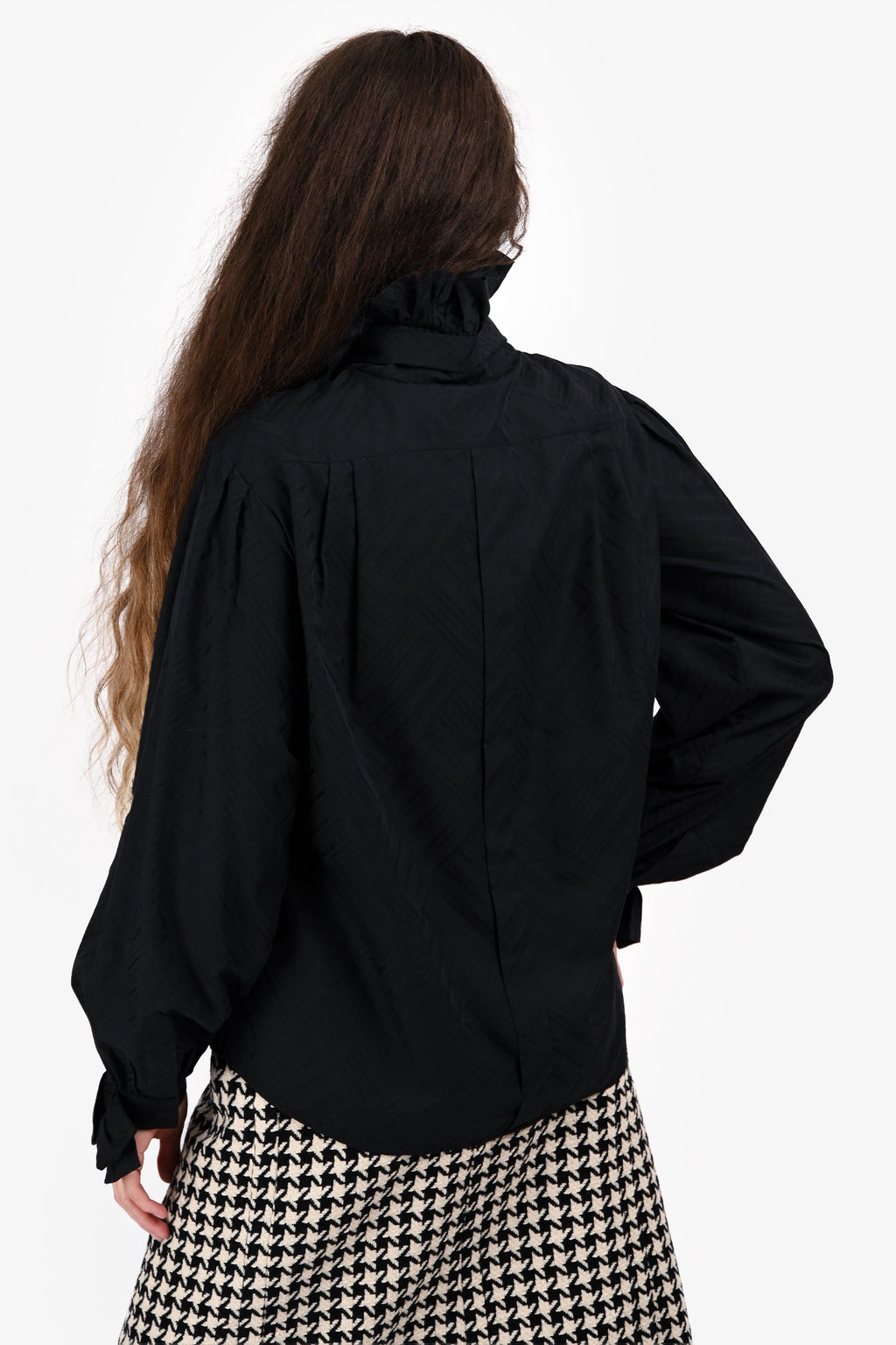 Pre-Loved Chanel™ Black Cotton/Silk Bow Cuff Button Down Blouse Size 36