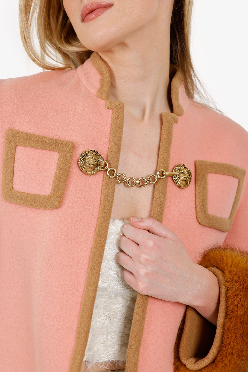 Gucci Pink Wool Lion Head Buckle Detail Coat With Fur Size 42