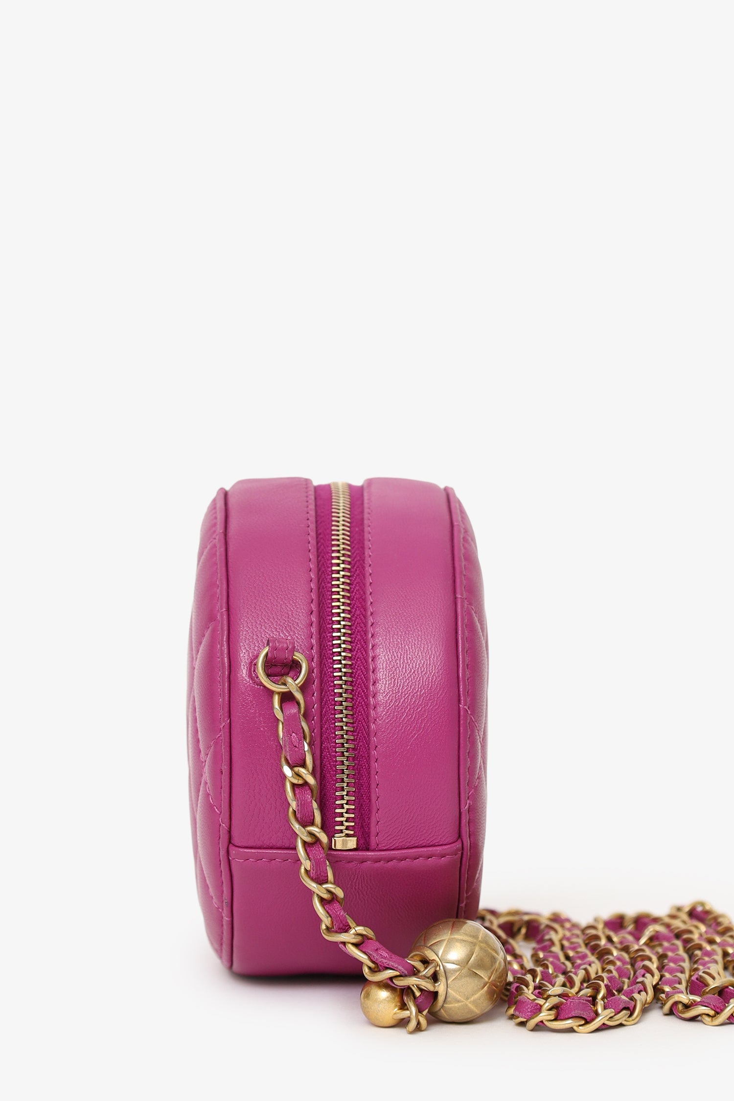 Pre-Loved Chanel™ 2020 Pink Quilted Leather Pearl Crush Round Clutch Bag