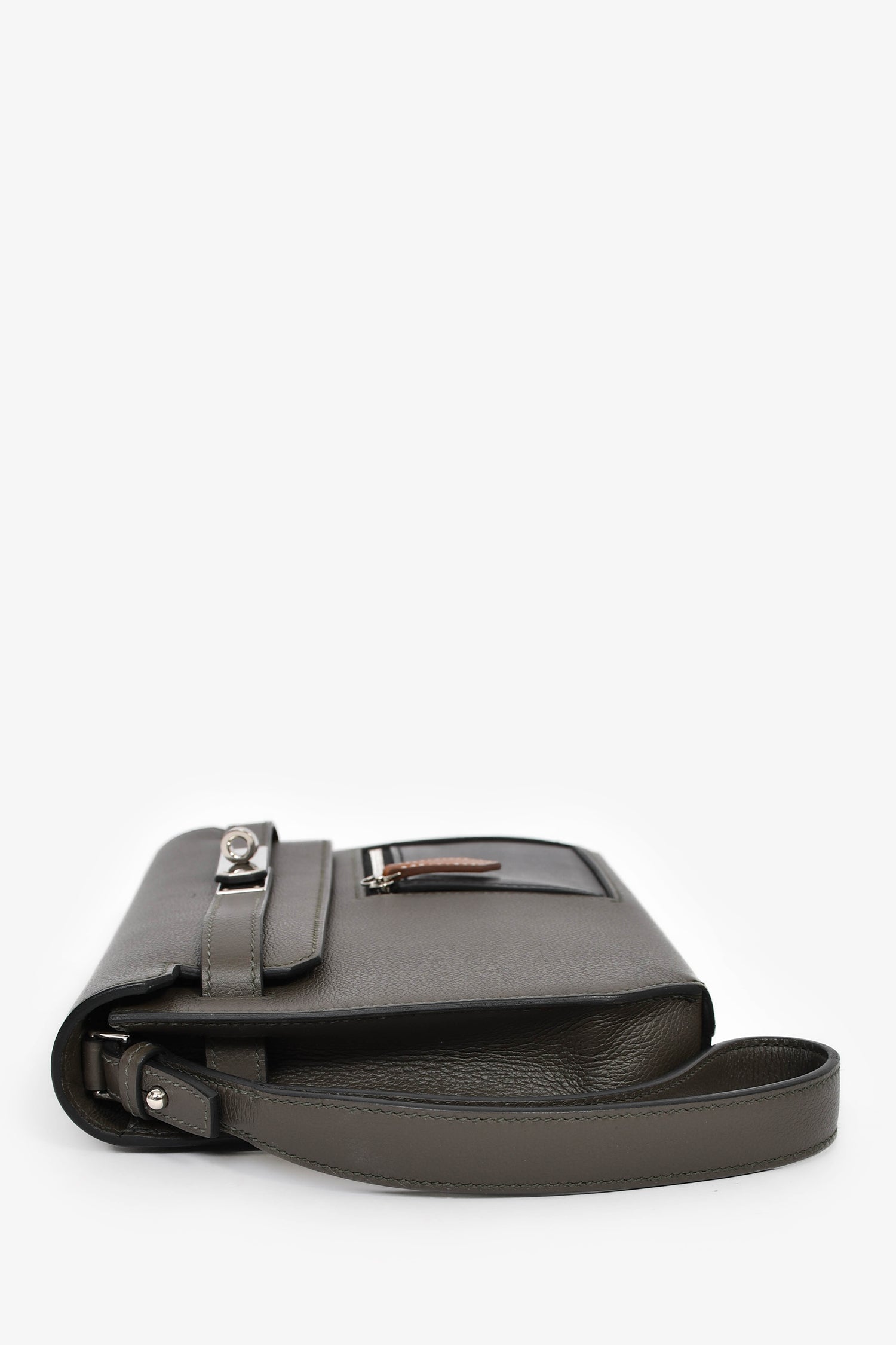 Hermès 2022 Vert De Gris/Black Leather Kelly Dépêches 25 Pouch