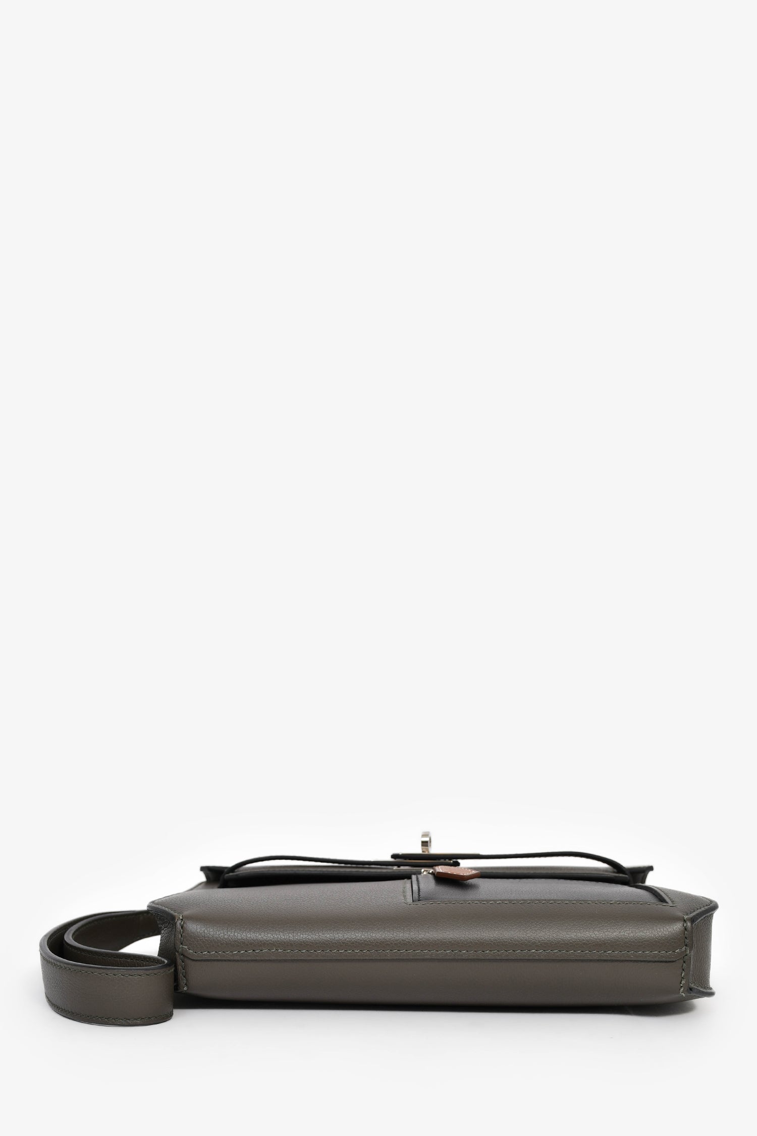 Hermès 2022 Vert De Gris/Black Leather Kelly Dépêches 25 Pouch