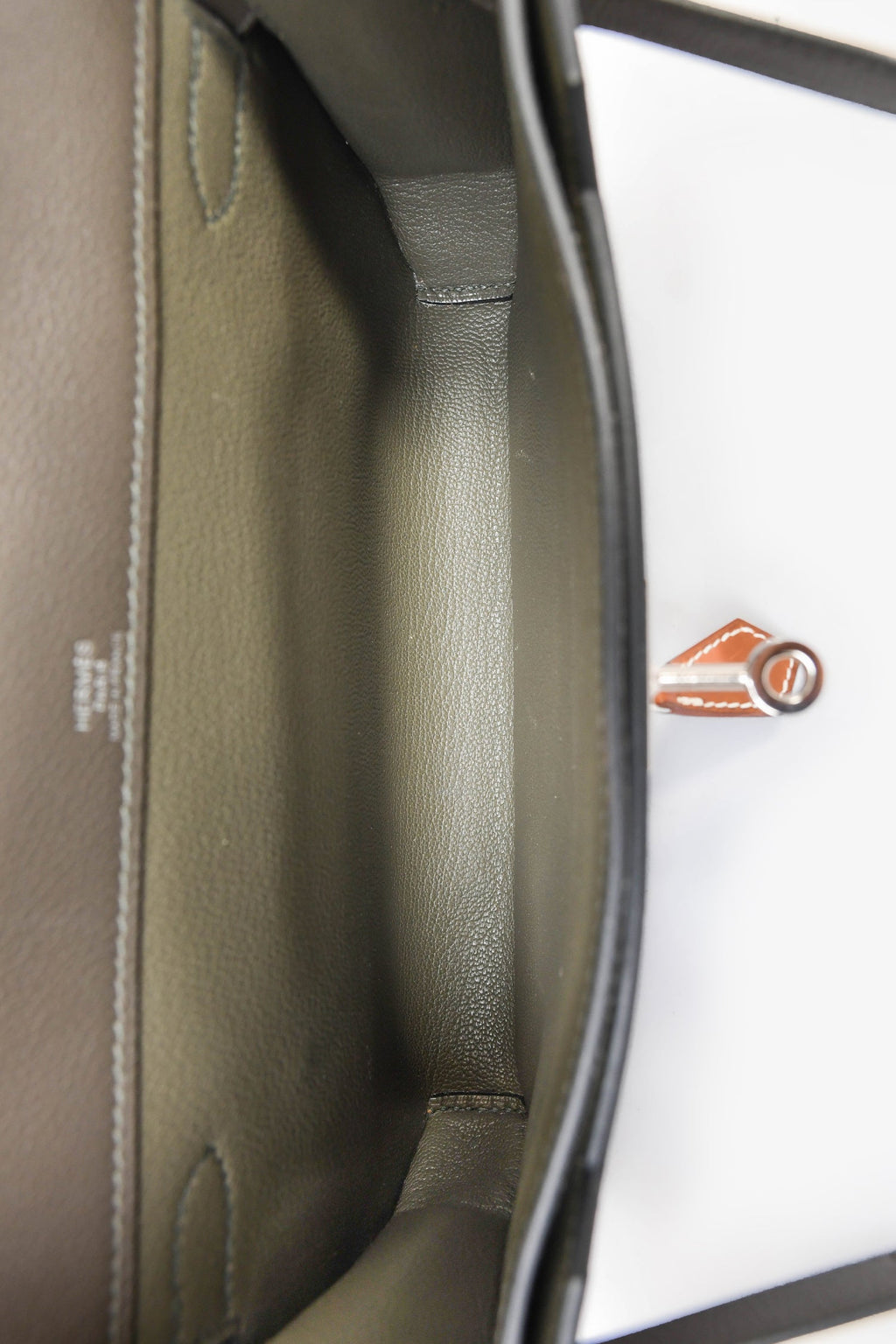 Hermès 2022 Vert De Gris/Black Leather Kelly Dépêches 25 Pouch