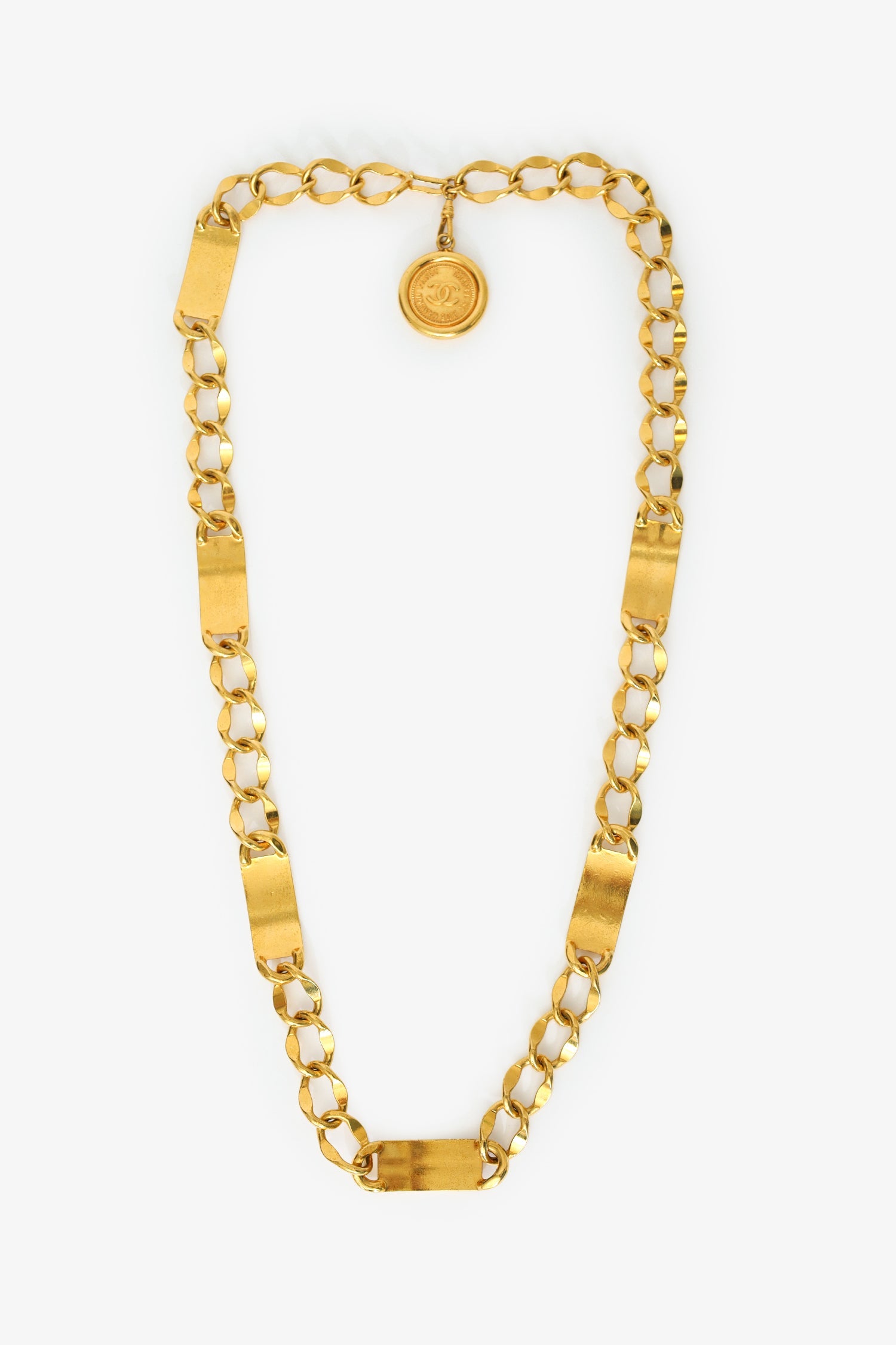 Pre-Loved Chanel™ Vintage Gold-tone 31 Le Cambon Logo Nameplate Necklace