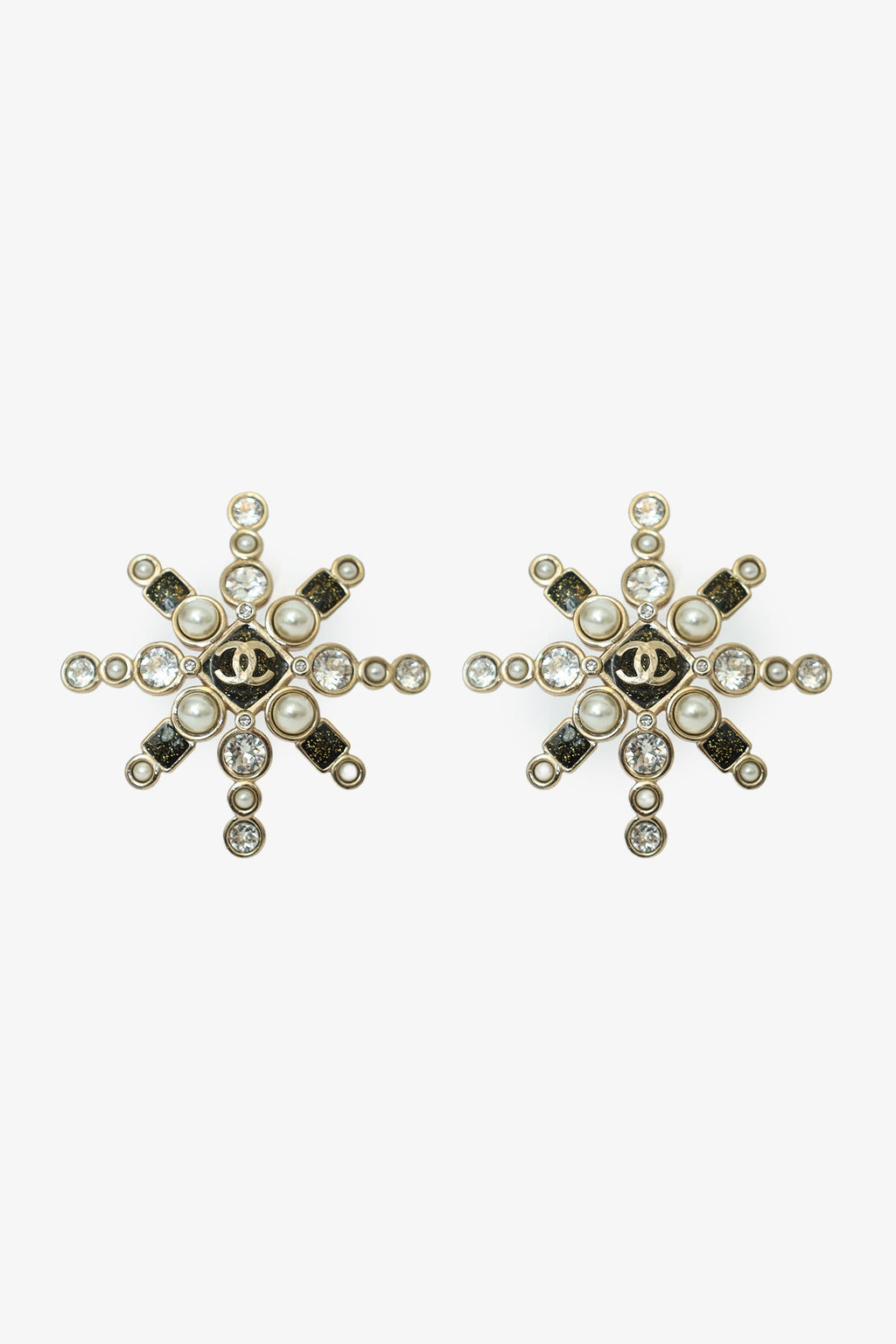 Pre-Loved Chanel™ Gold-tone Black Bead Pearl Crystal CC Star Earrings
