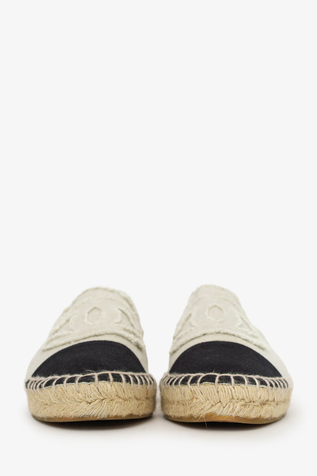 Pre-Loved Chanel™ White/Black Canvas CC Espadrille Flats Size 40