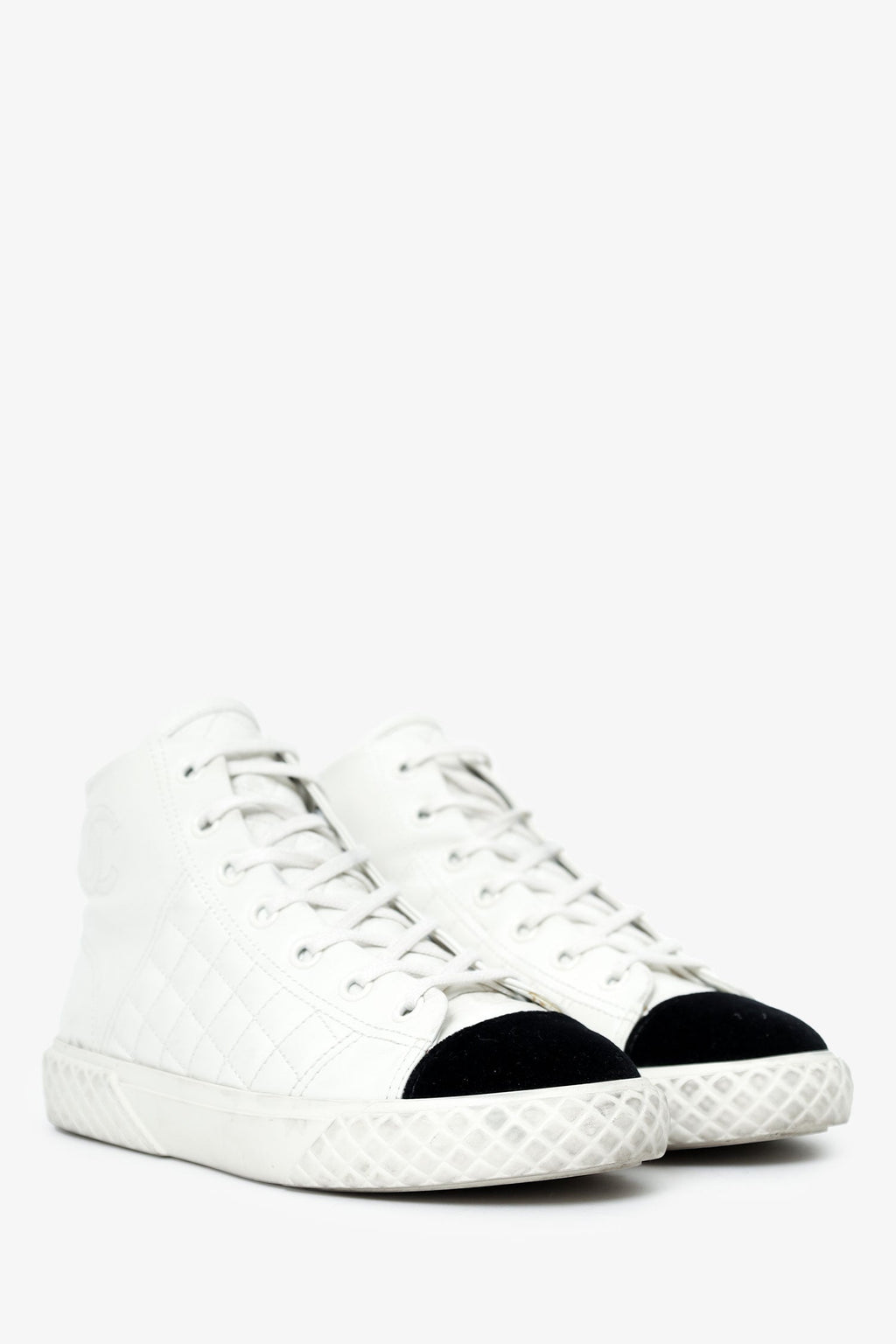Pre-Loved Chanel™ White Quilted Leather CC Cap Toe High Top Sneaker Size 40