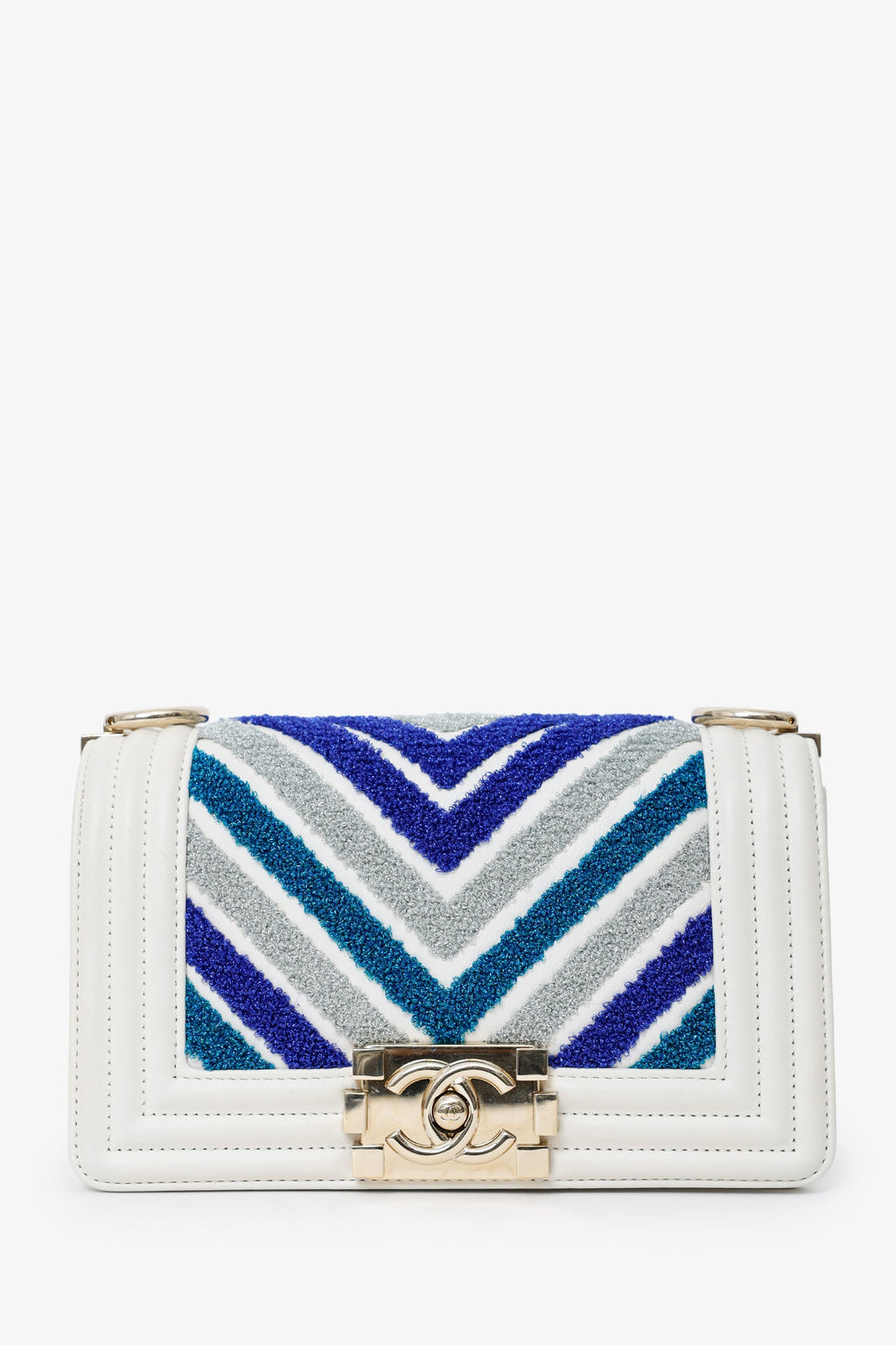 Pre-Loved Chanel™ 2019 White/Blue Chevron Small Boy Shoulder Bag