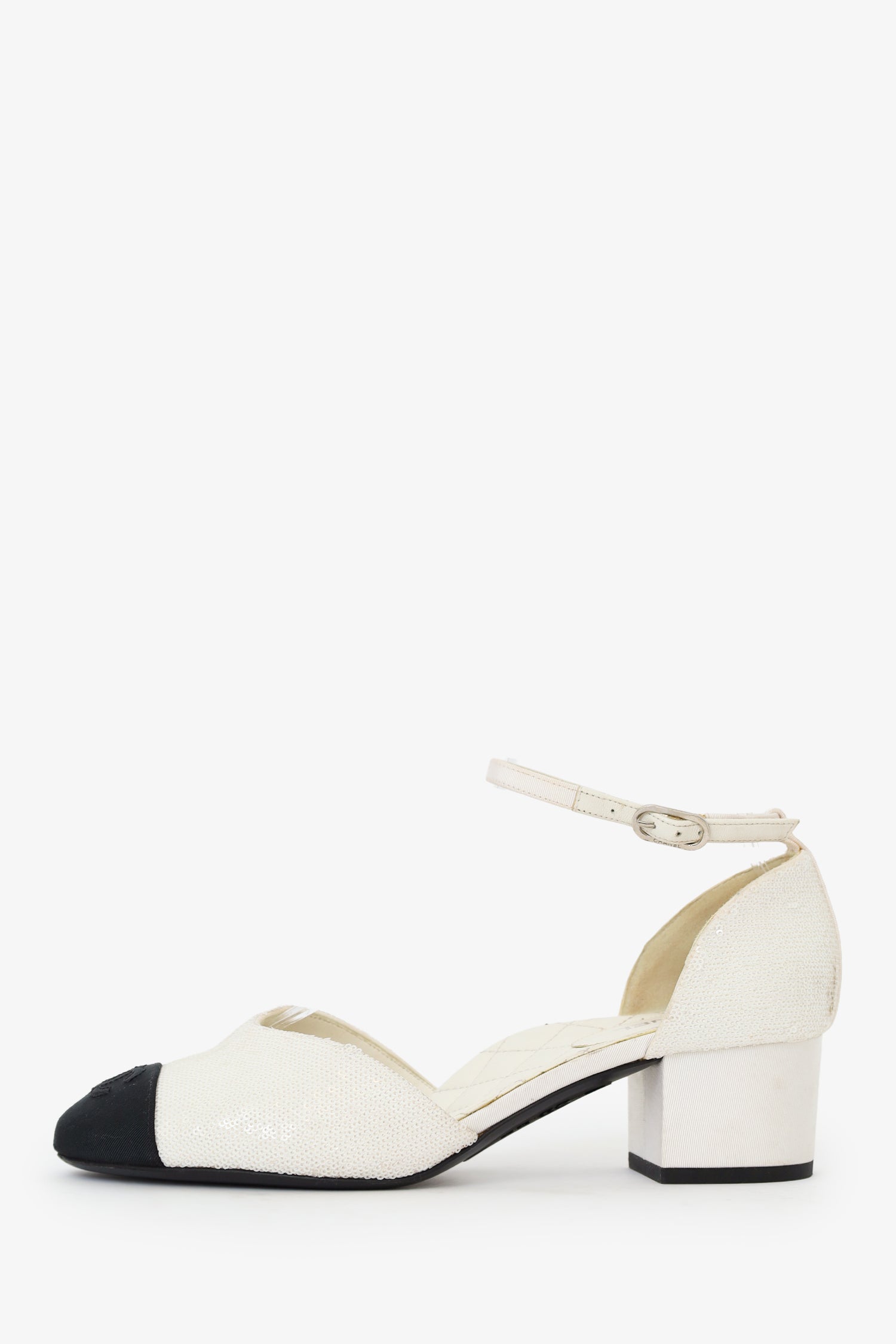 Pre-Loved Chanel™ White/Black Sequined CC Slingback Sandals Size 38.5