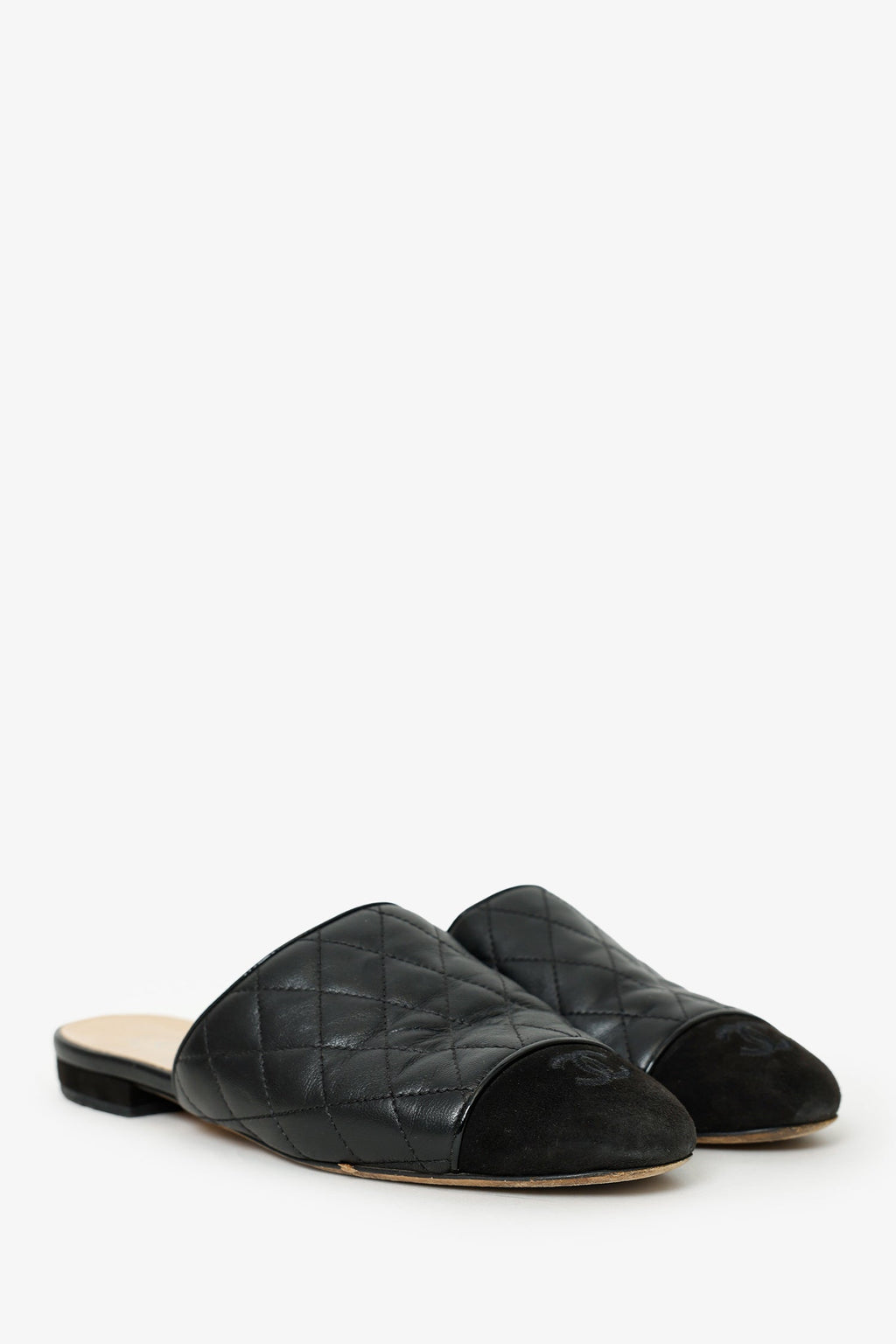 Pre-Loved Chanel™ 2018 Black Lambskin CC Logo Mules Size 36.5