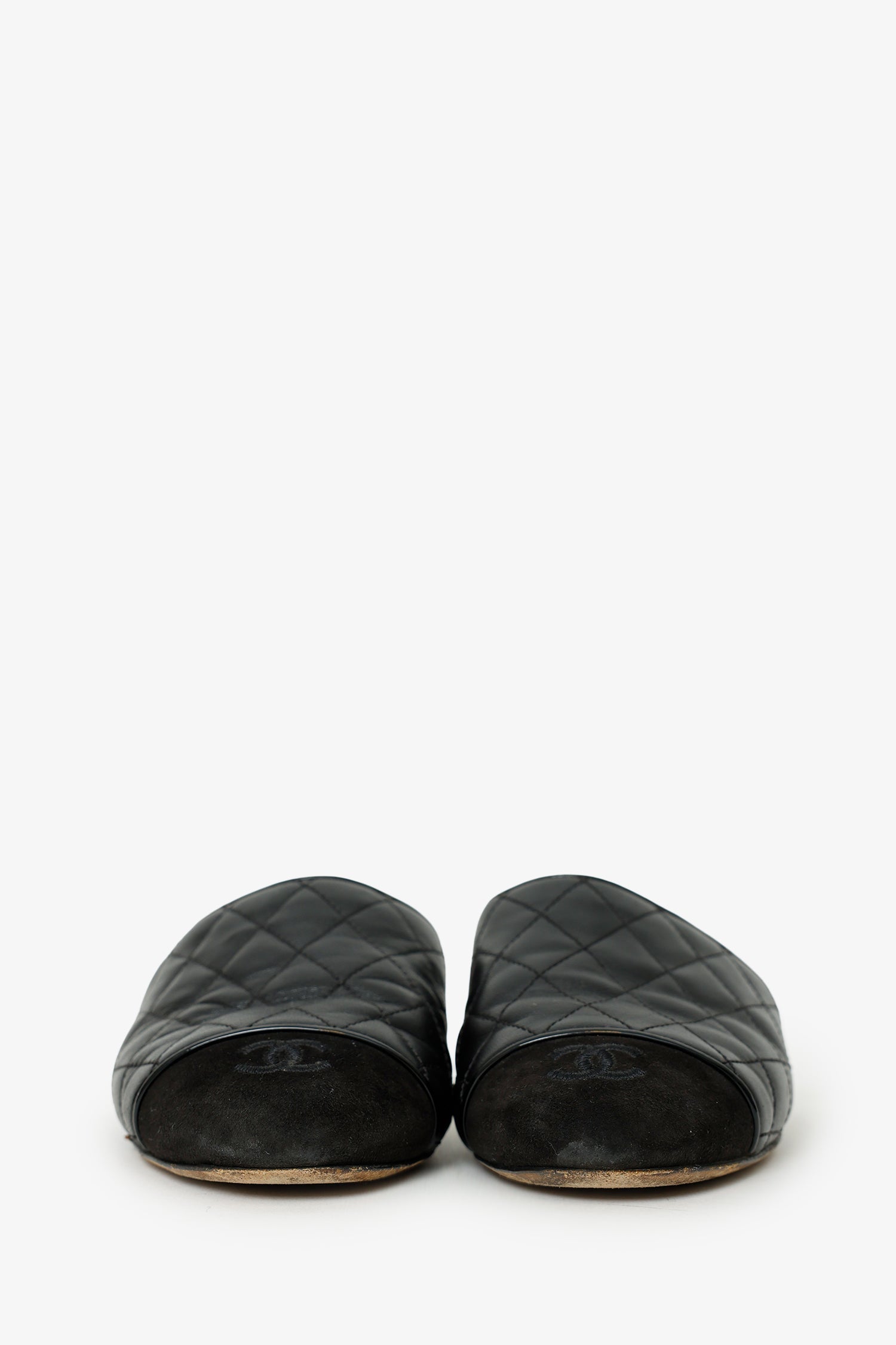 Pre-Loved Chanel™ 2018 Black Lambskin CC Logo Mules Size 36.5