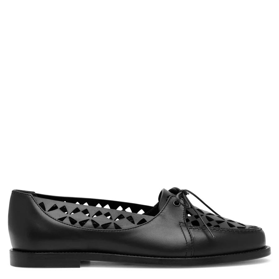 MANOLO BLAHNIK DELIRIUM LASER CUT LEATHER LOAFERS