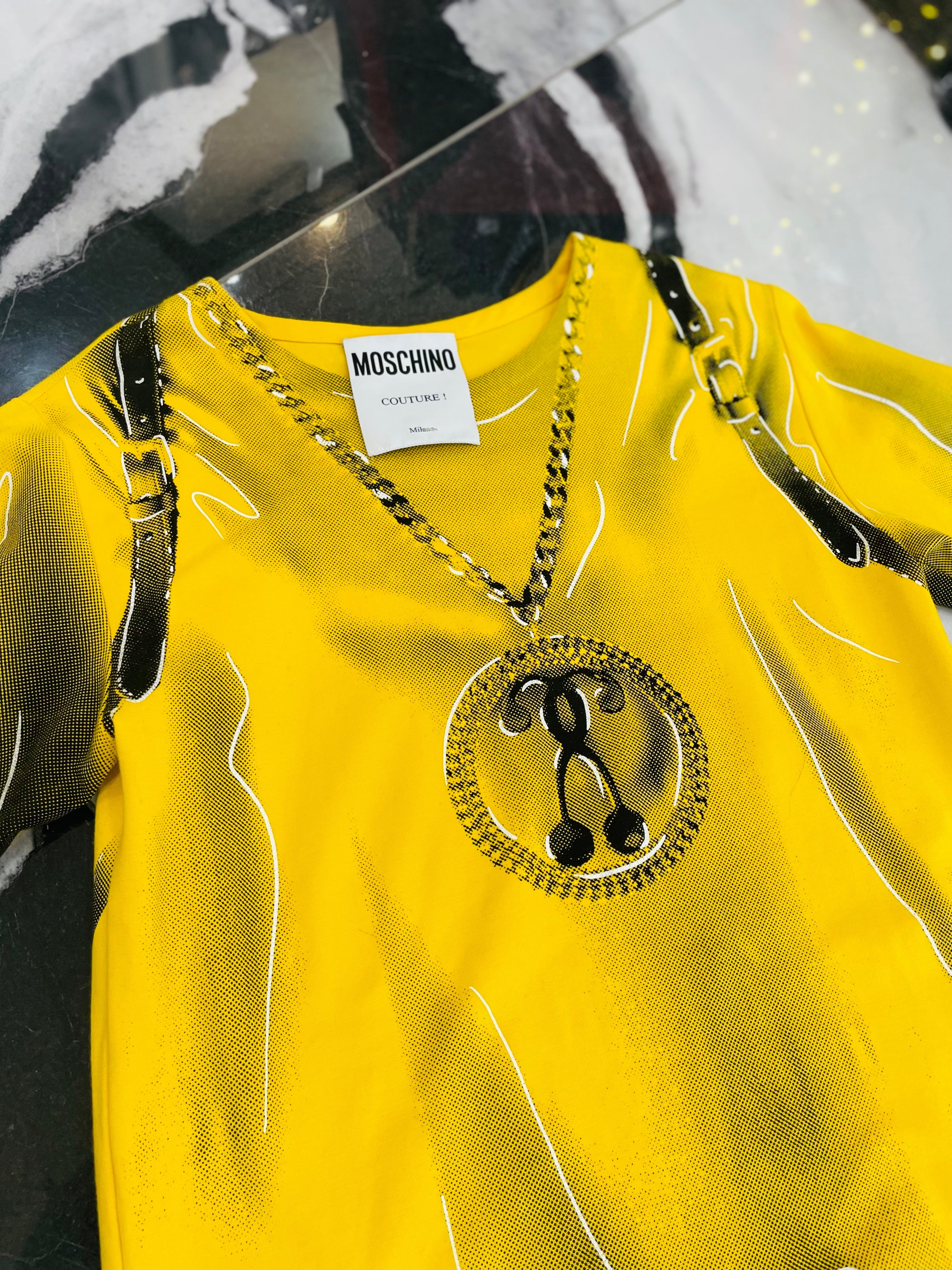 MOSCHINO ROBE COUTURE JAUNE NECKLACE PRINT DRESS