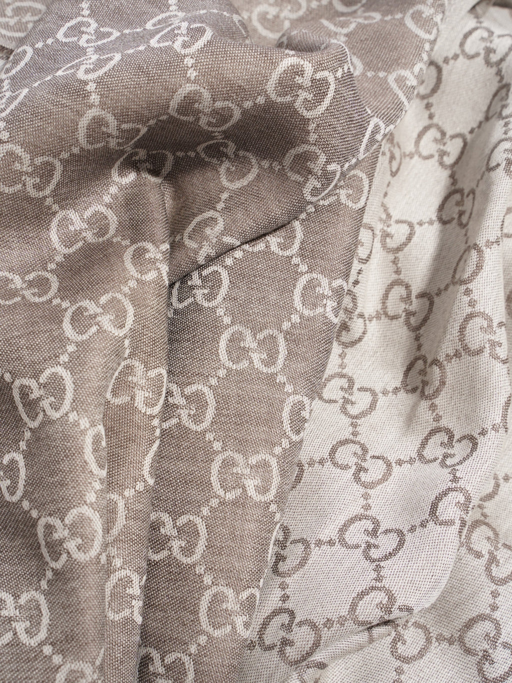 Gucci GG Supreme Scarf Grey Wool