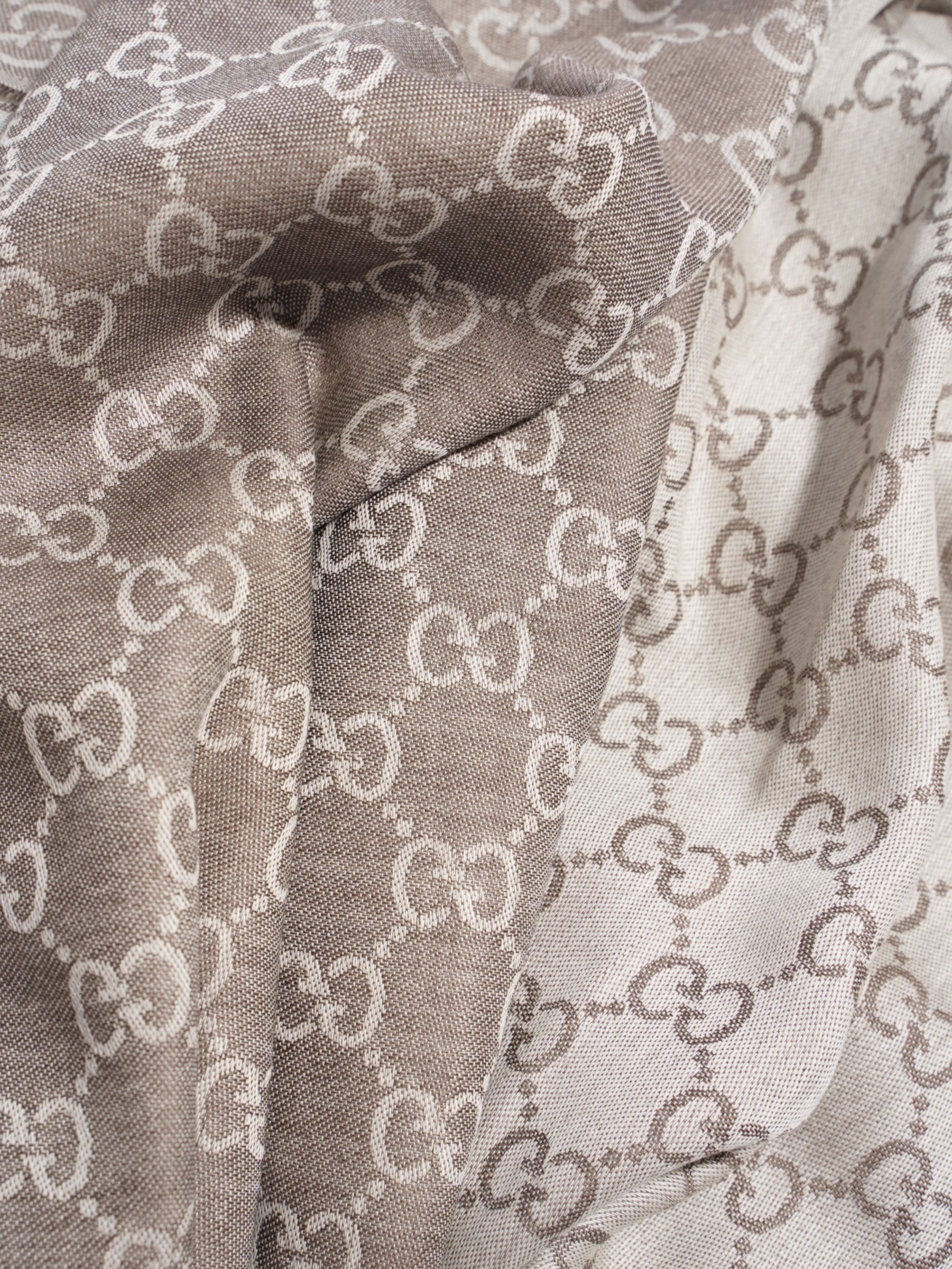 Gucci GG Supreme Scarf Grey Wool