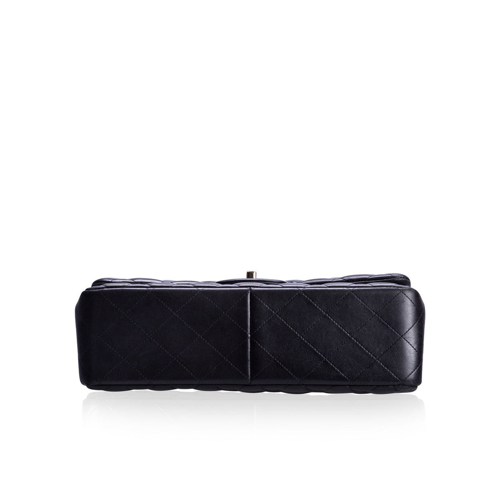 Chanel Classic Flap Jumbo